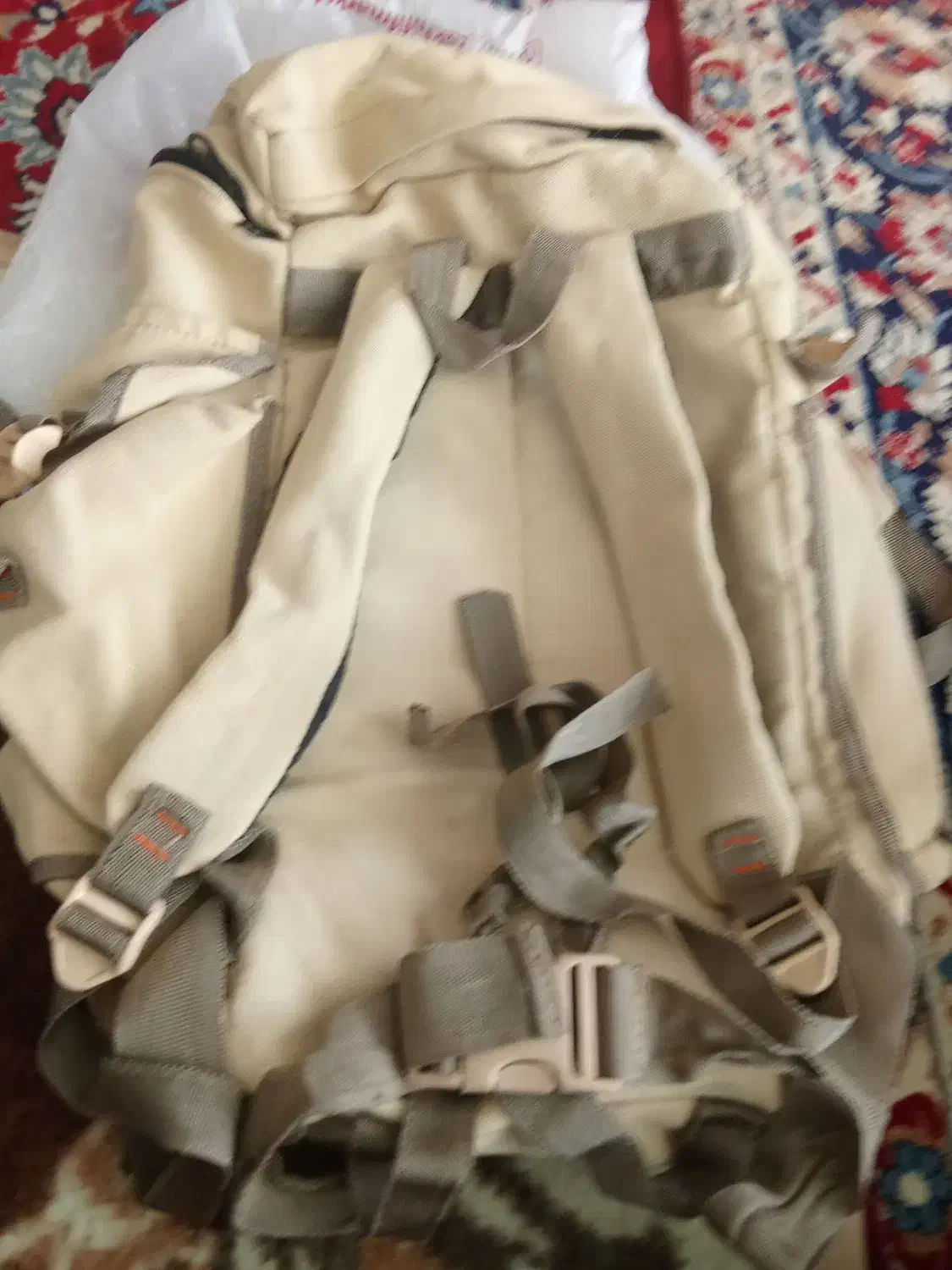 یک عدد کوله پشتی سربازی|کیف، کفش، کمربند|نجفآباد, فاز ۲ شهرک آزادگان|دیوار