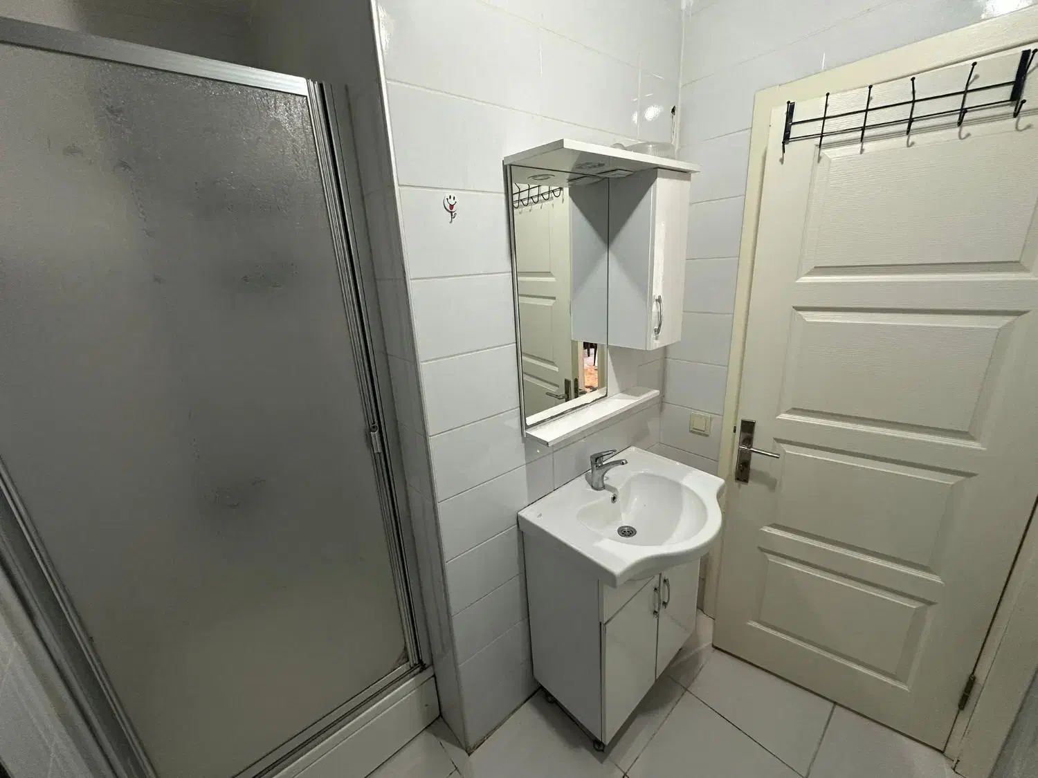 مغازه۴۸متری تابلو|اجارهٔ مغازه و غرفه|راور, |دیوار