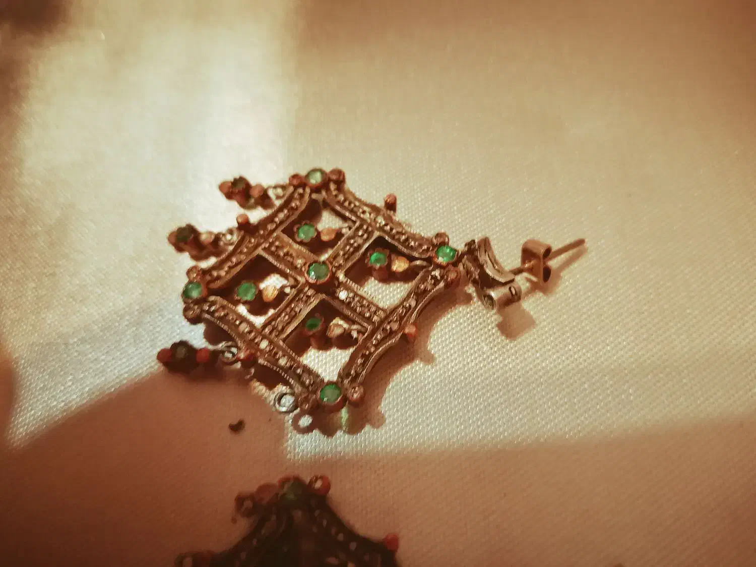 تعدادی زیورآلات آنتیک قدمتدار،توضیحات بخوانیدممنون|جواهرات|تهران, اقدسیه|دیوار