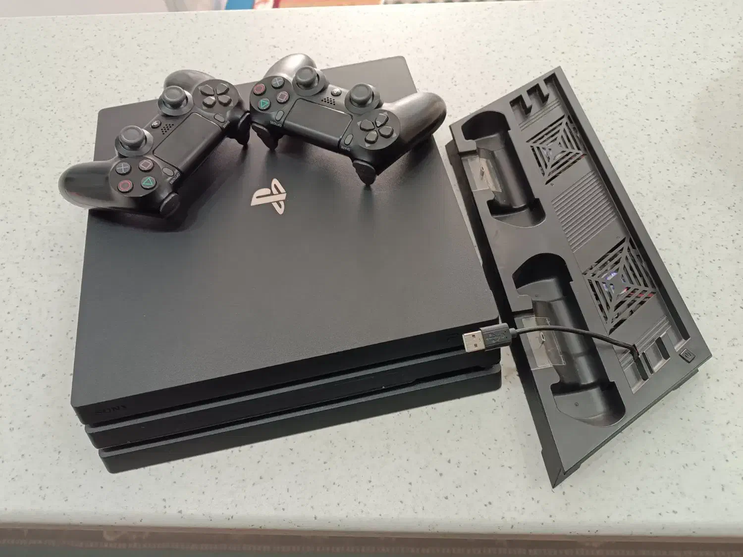 پلی استیشن ۴ پرو|کنسول، بازی ویدئویی و آنلاین|کرمانشاه, |دیوار