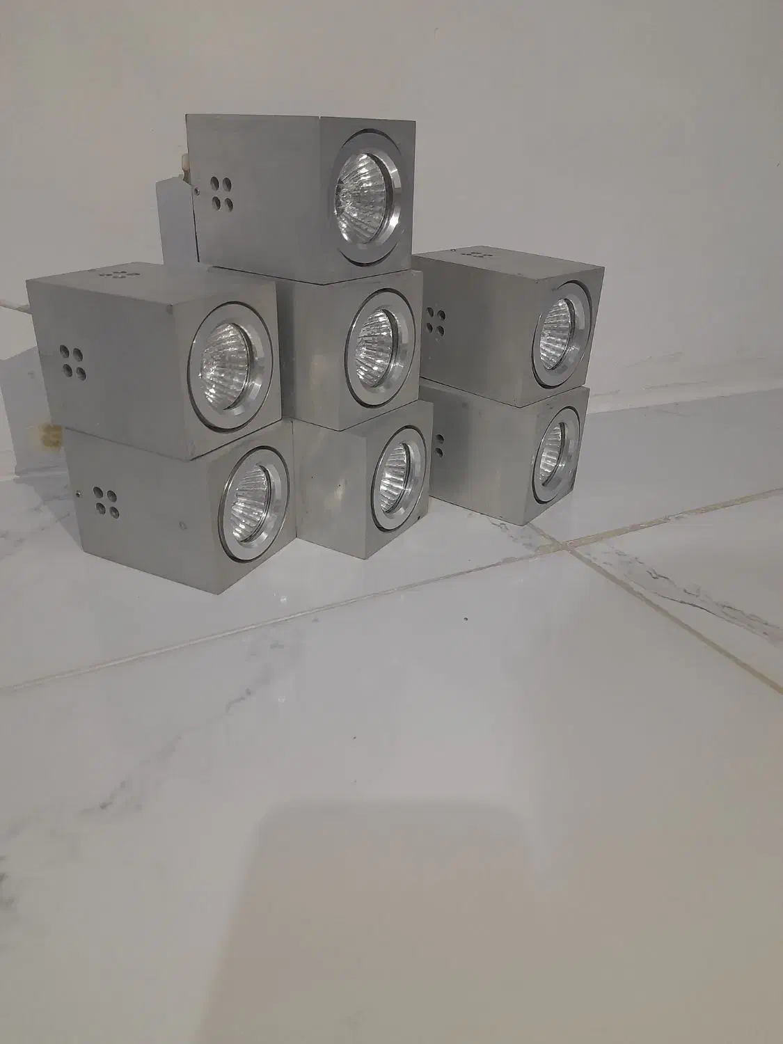 هالوژن روکار|ریسه و چراغ تزئینی|سنندج, |دیوار