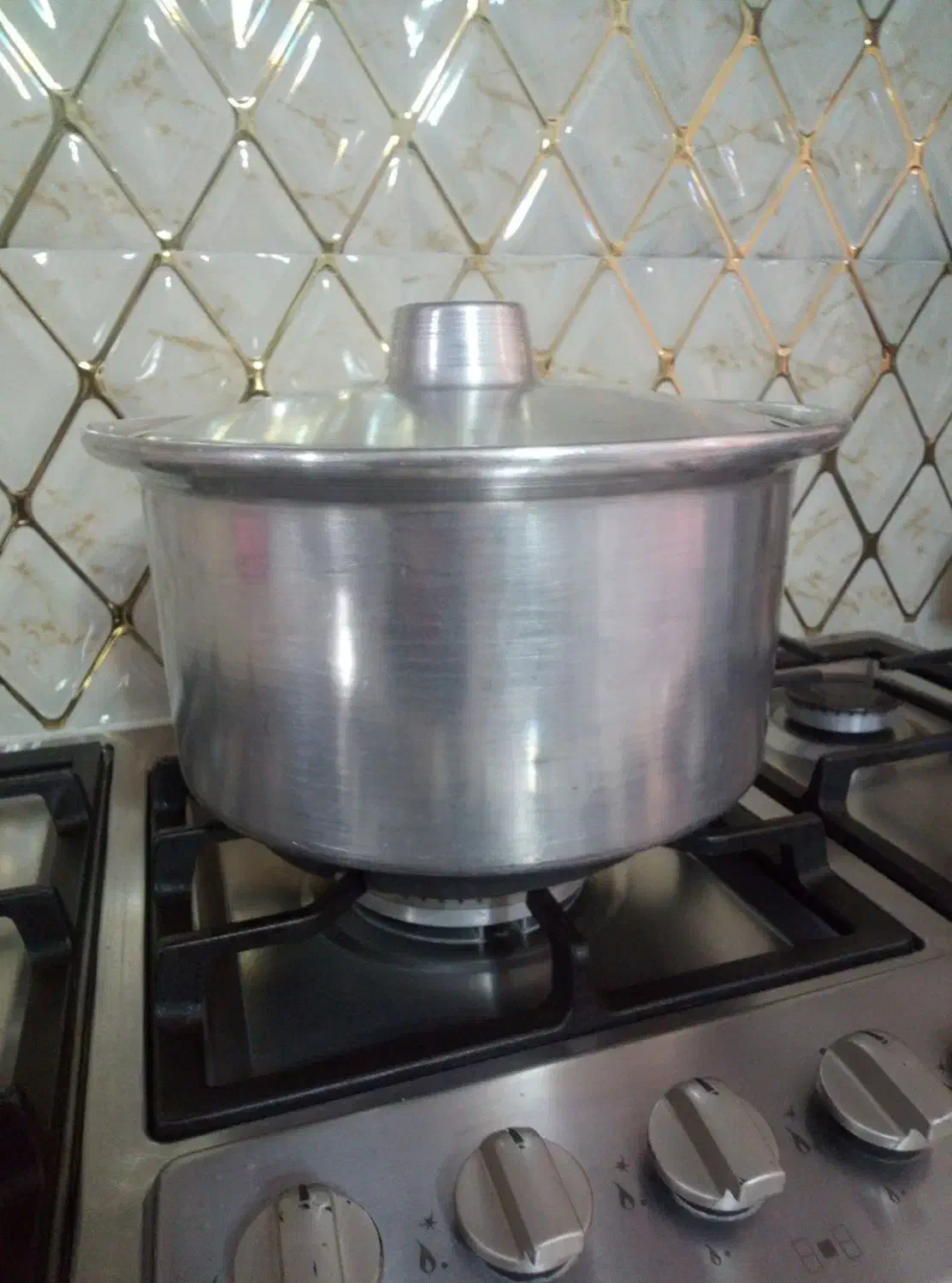 دوعدد قابلمه|ظروف پختوپز|ملارد, |دیوار