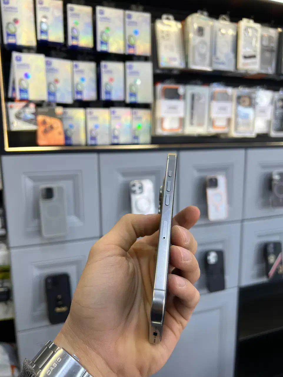 16pro|موبایل|اندیشه, اندیشه فاز ۱|دیوار