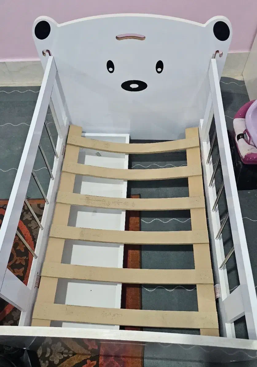 تخت و گهواره کودک|تخت و صندلی بچه|بوشهر, |دیوار