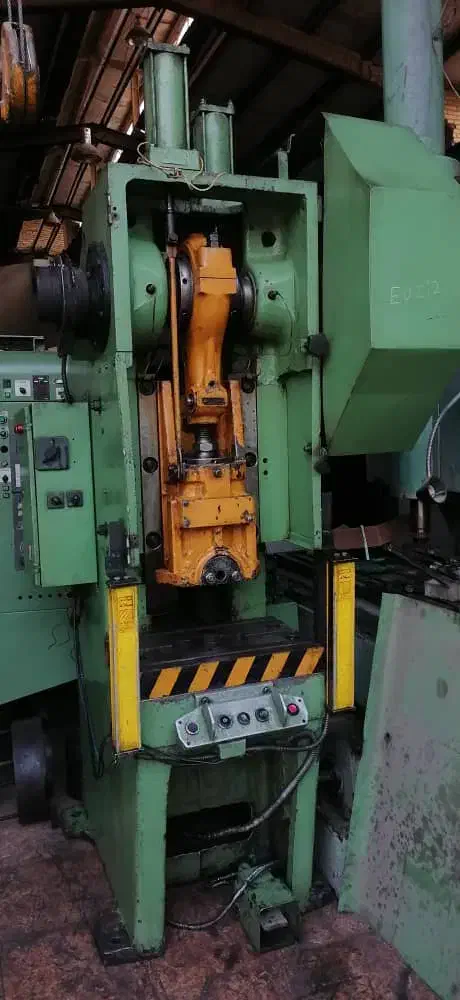 پرس 40 تن روسی درحد نو|ماشینآلات صنعتی|تهران, جنتآباد جنوبی|دیوار