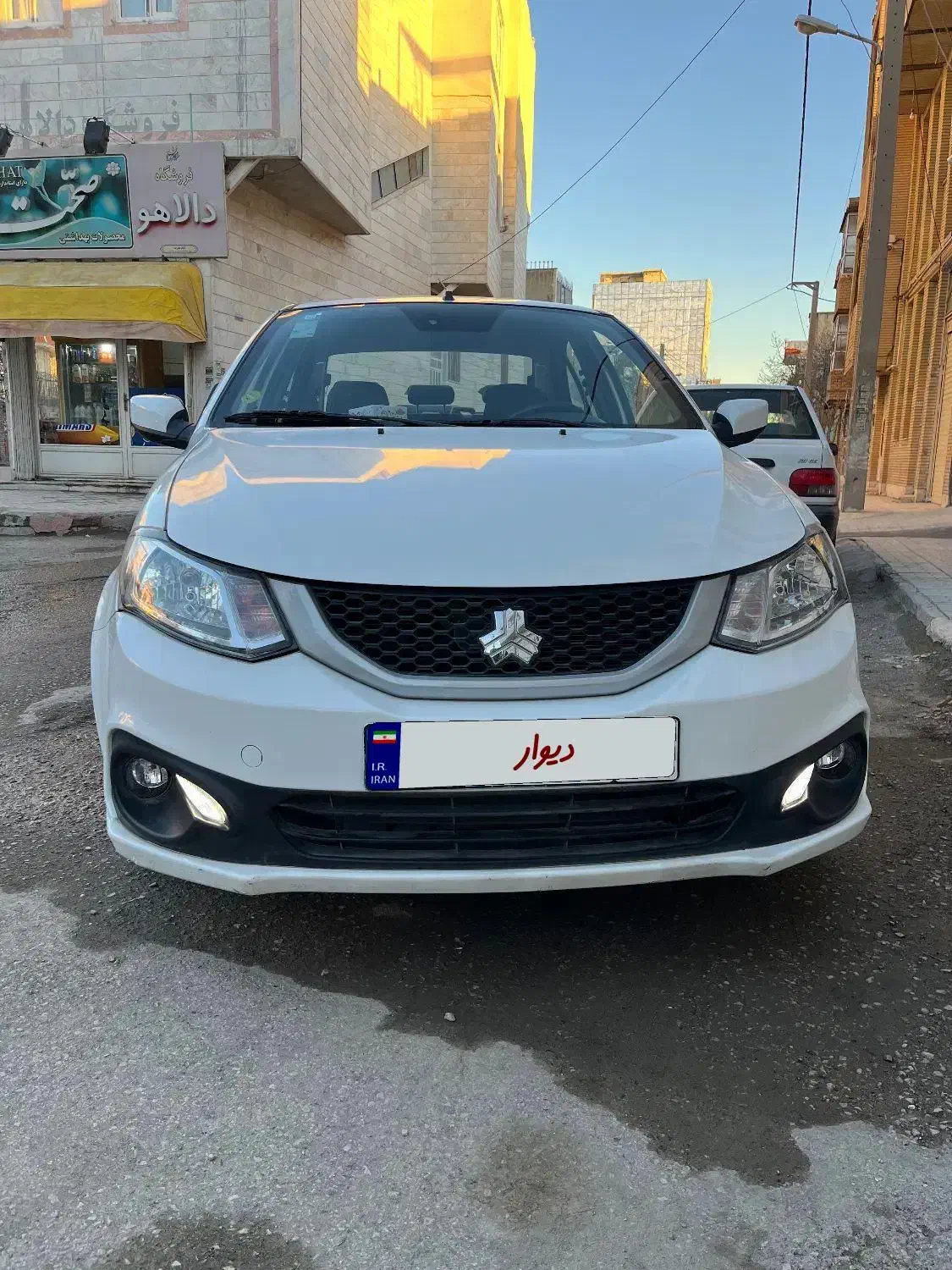 ساینا S (اس) دوگانه ۱۴۰۲|خودرو سواری و وانت|کرمانشاه, |دیوار