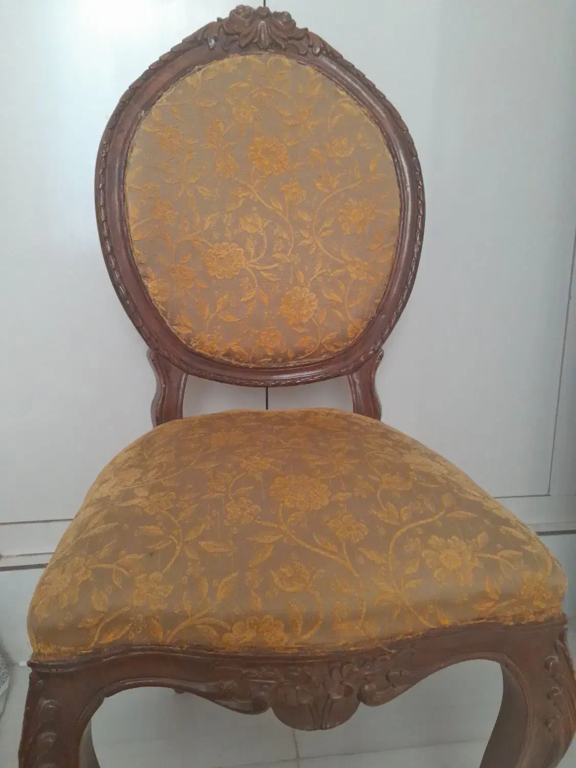 شش عدد صندلی کار دست انتیک و عتیقه|میز و صندلی غذاخوری|کاشمر, |دیوار