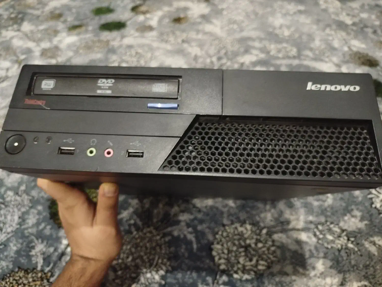 مینی کیس|رایانه رومیزی|قدس, شهر‌قدس|دیوار