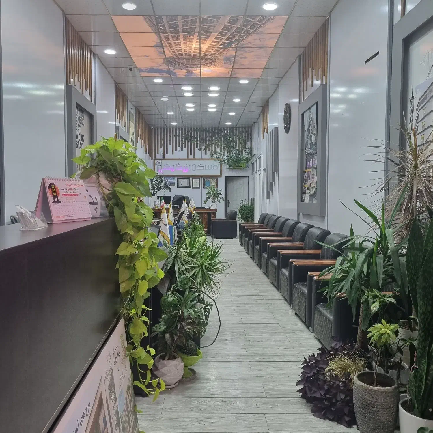 منشی خانم +منظم و متعهد +فایلینگ|استخدام اداری و مدیریت|فردیس, فردیس|دیوار