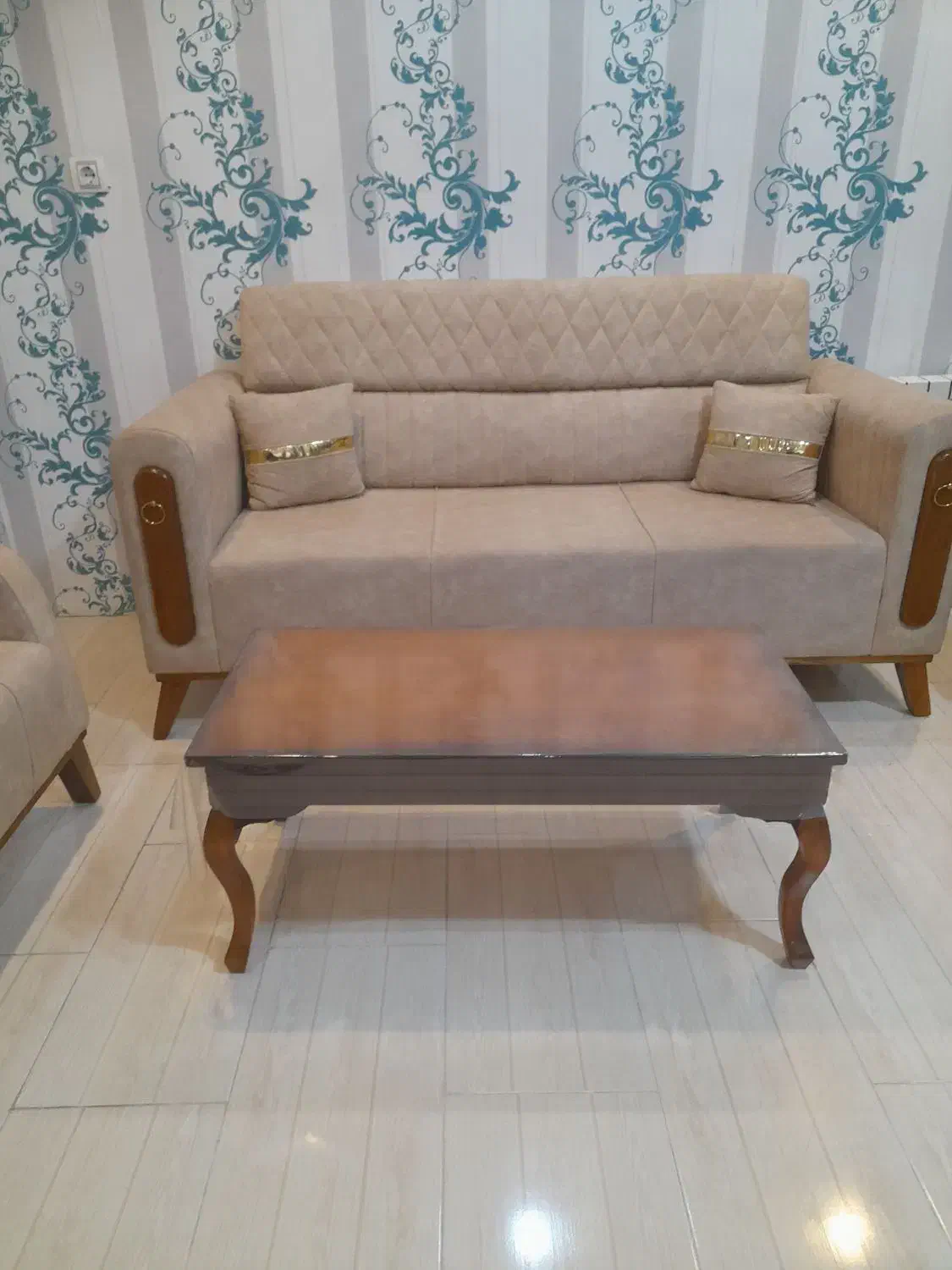 میل در حد نو|مبلمان خانگی و میز عسلی|سبزوار, توحیدشهر|دیوار