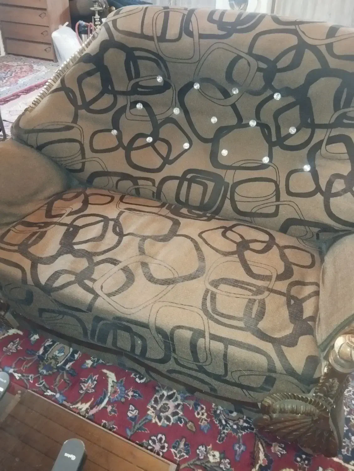 مبل ۷نفره کاملا سالم|مبلمان خانگی و میز عسلی|چمستان, |دیوار