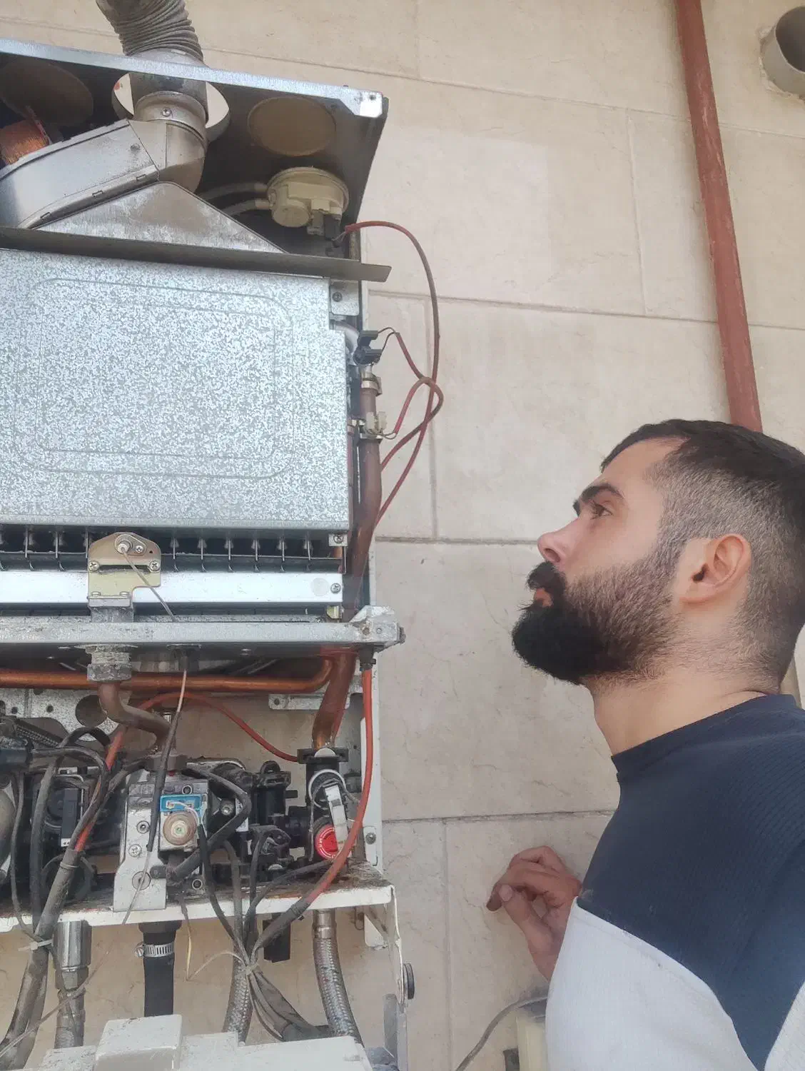 تعمیرکار پکیج تصفیه آب رادیاتور استخر|خدمات پیشه و مهارت|لاهیجان, انقلاب|دیوار