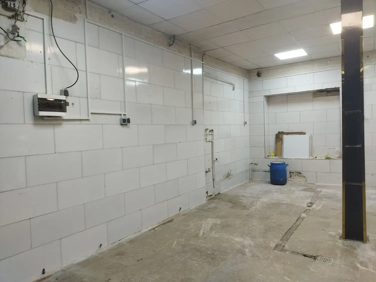 اجاره مغازه با سابقه چند دهه مرغ و گوشت و ماهی|اجارهٔ مغازه و غرفه|تهران, طیب|دیوار