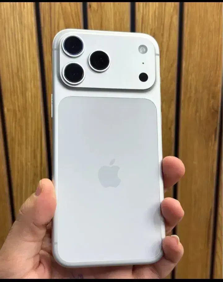 ایفون ۱۷پرومکس|موبایل|یاسوج, |دیوار