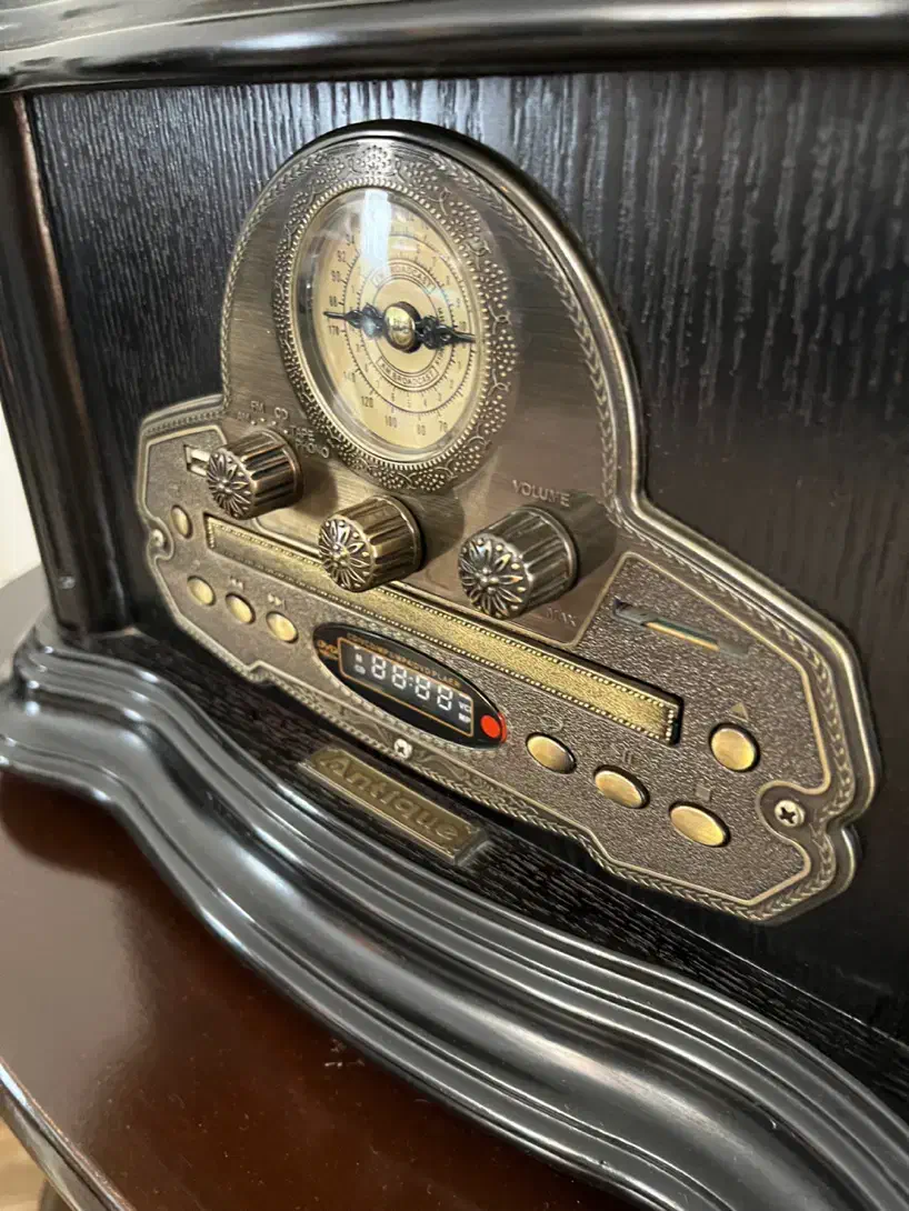 گرامافون انتیک|کلکسیون اشیاء عتیقه|تنکابن, |دیوار