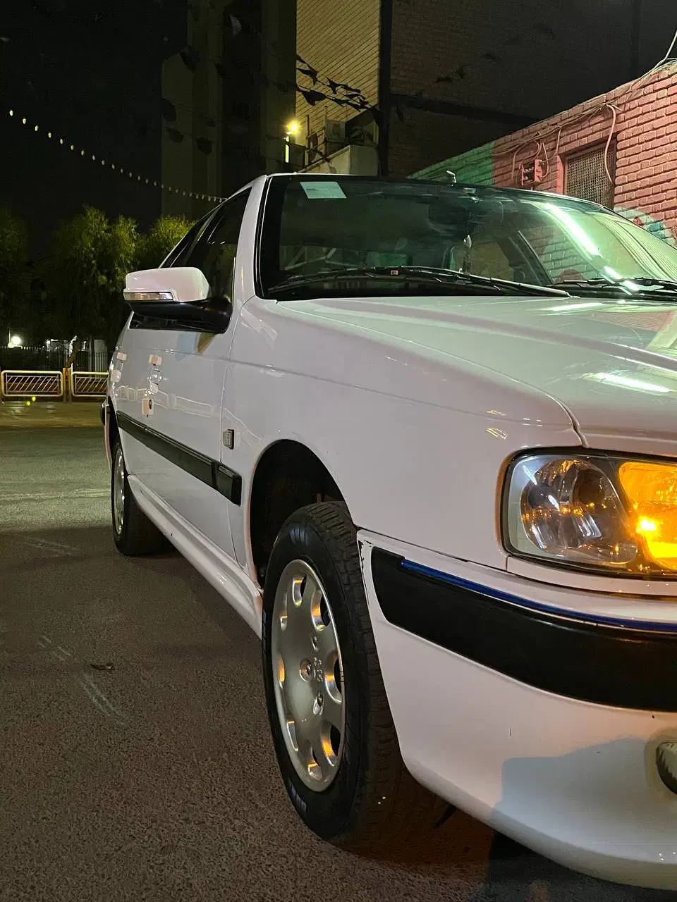 پژوپارس سال مدل 98 xu7 کم کار|خودرو سواری و وانت|قم, تولید دارو و یخچال|دیوار