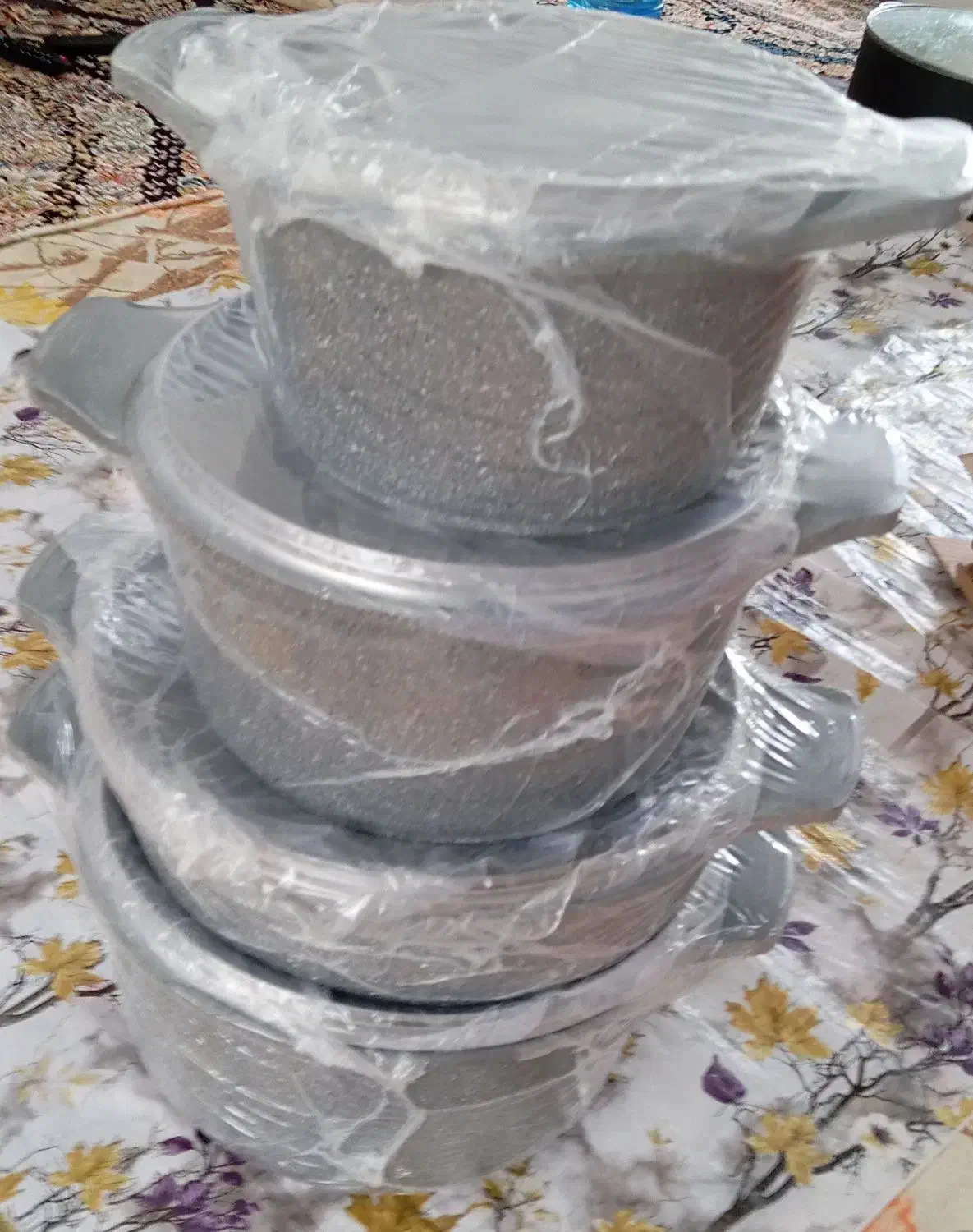 سرویس قابلمه|ظروف پخت‌وپز|مهاباد (آذربایجان غربی), |دیوار