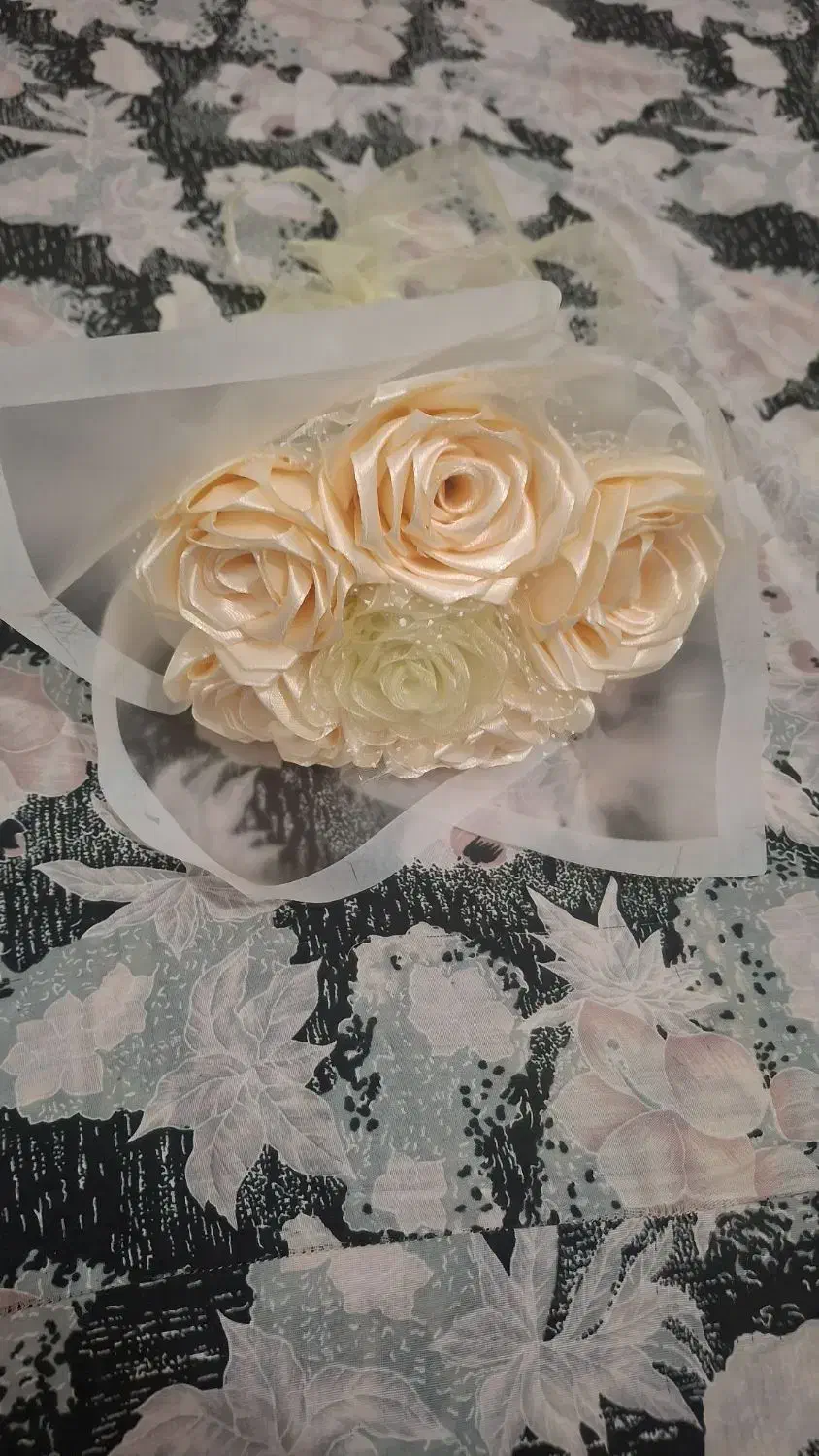 گل دست عروس و....|گل مصنوعی|کنگاور, |دیوار