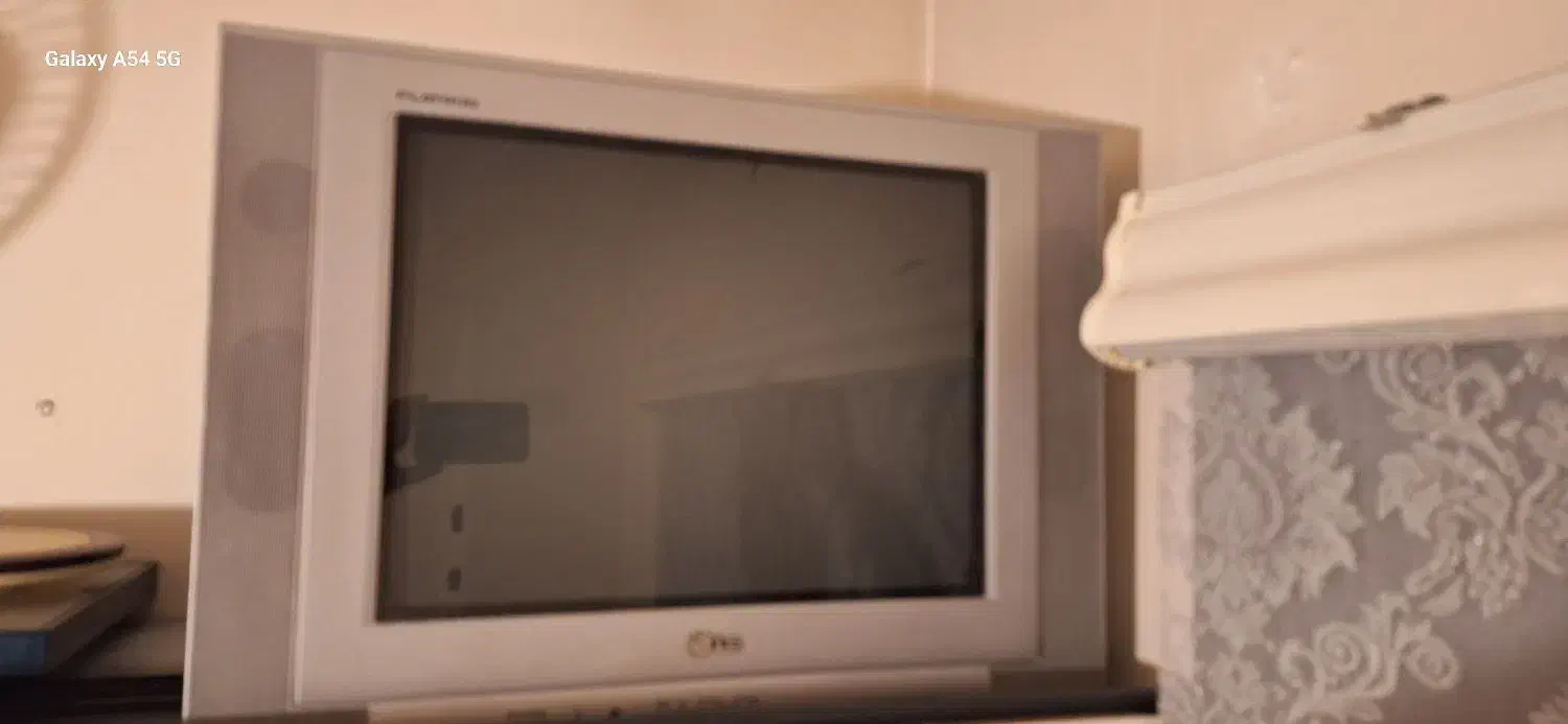 تلویزیون رنگی|تلویزیون و پروژکتور|خوی, |دیوار