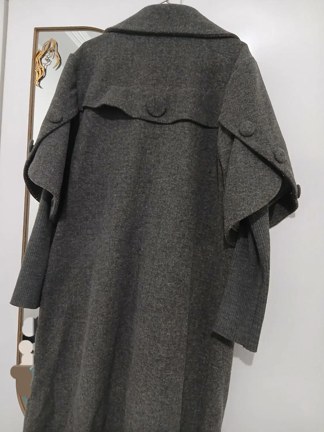 پالتو خانمی شیک و نو|لباس|یاسوج, |دیوار