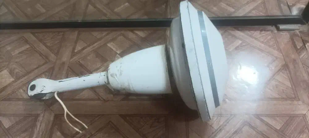 پنکه سقفی و پیکنیک یک قلو و میز تلویزیون سالم|پنکه و تصفیهکنندهٔ هوا|زابل, |دیوار