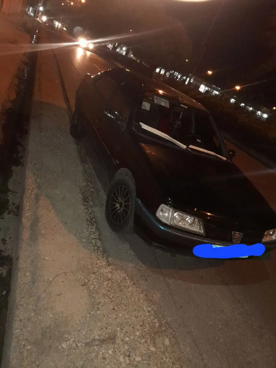 ماشین مدل ۸۳ اصل فرانسه|خودرو سواری و وانت|لار, |دیوار