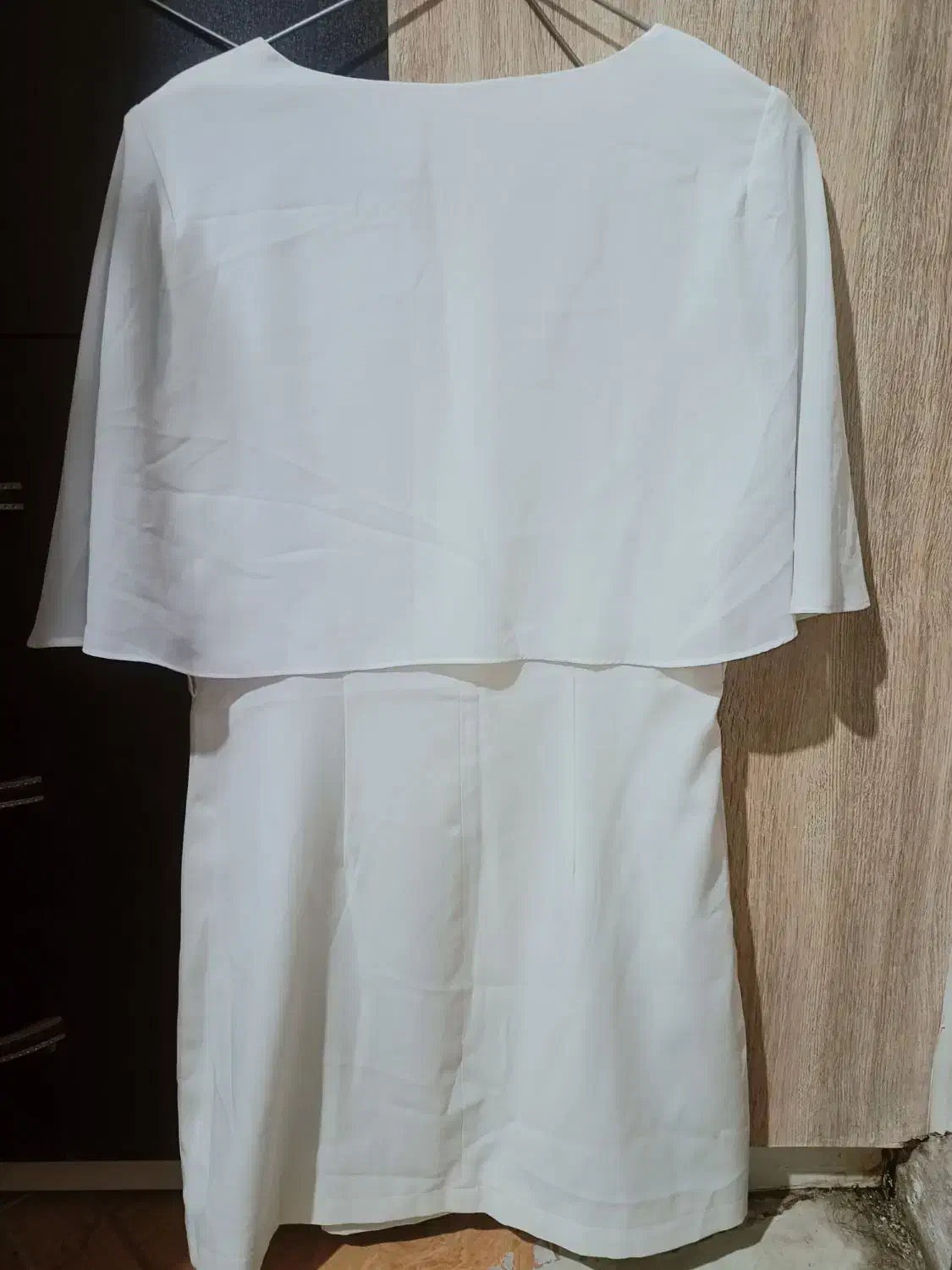 پیراهن کوتاه|لباس|مشهد, چهنو|دیوار