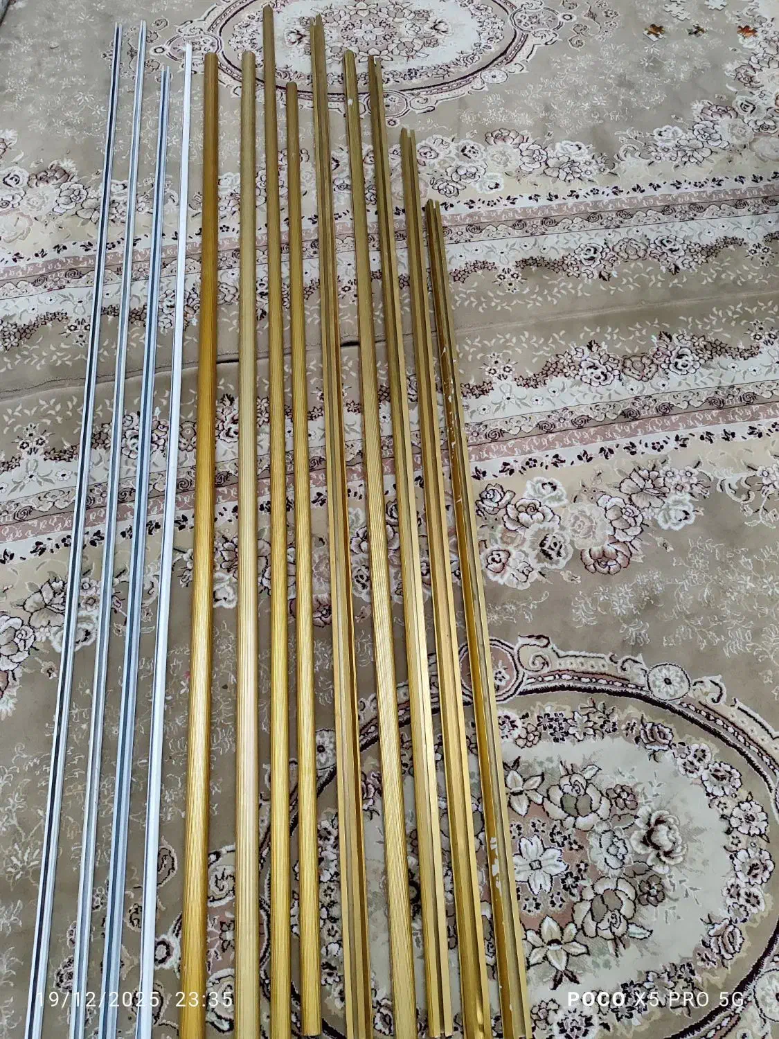 چوب پرده فلزی طلایی و سفیدسالم|مصالح و تجهیزات ساختمان|تهران, شهید فکوری|دیوار