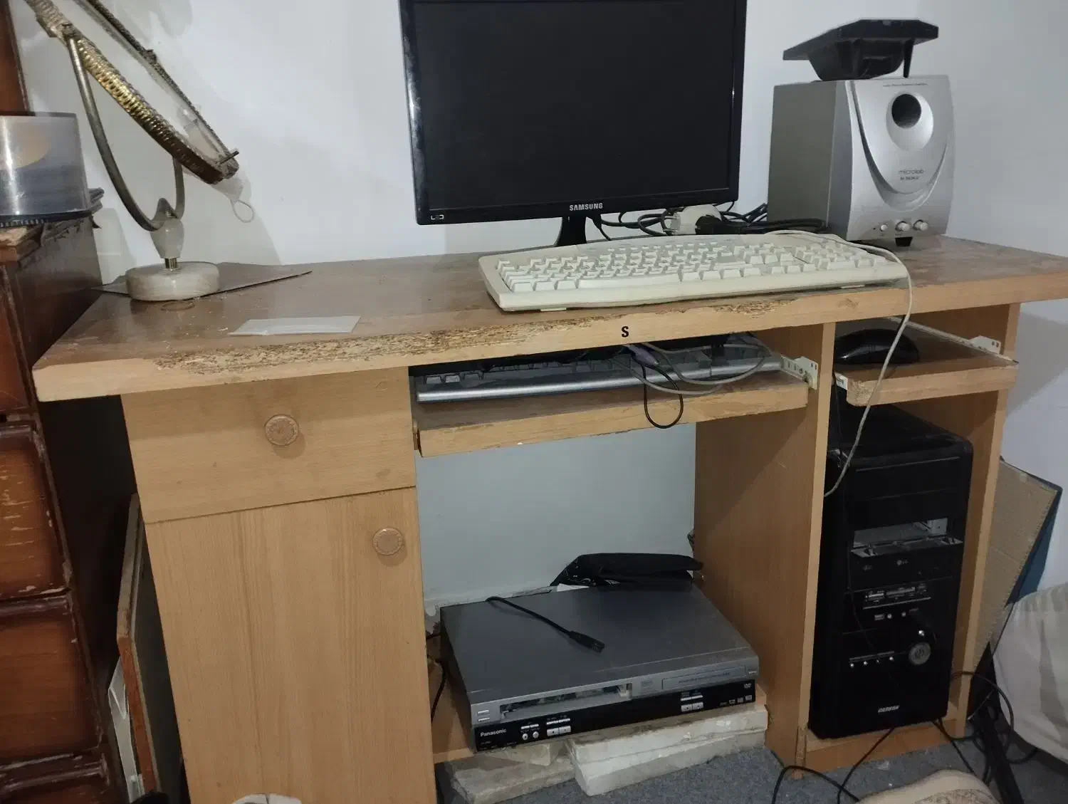 لوازم خانگی|میز تحریر و کامپیوتر|الیگودرز, |دیوار