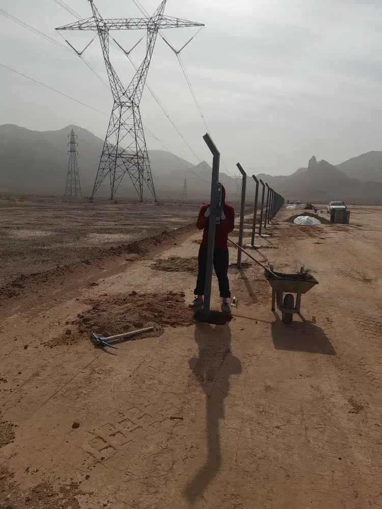 کارگر زرنگ بدون حاشیه و .... نیاز داریم|استخدام معماری، عمران و ساختمانی|کرمانشاه, |دیوار