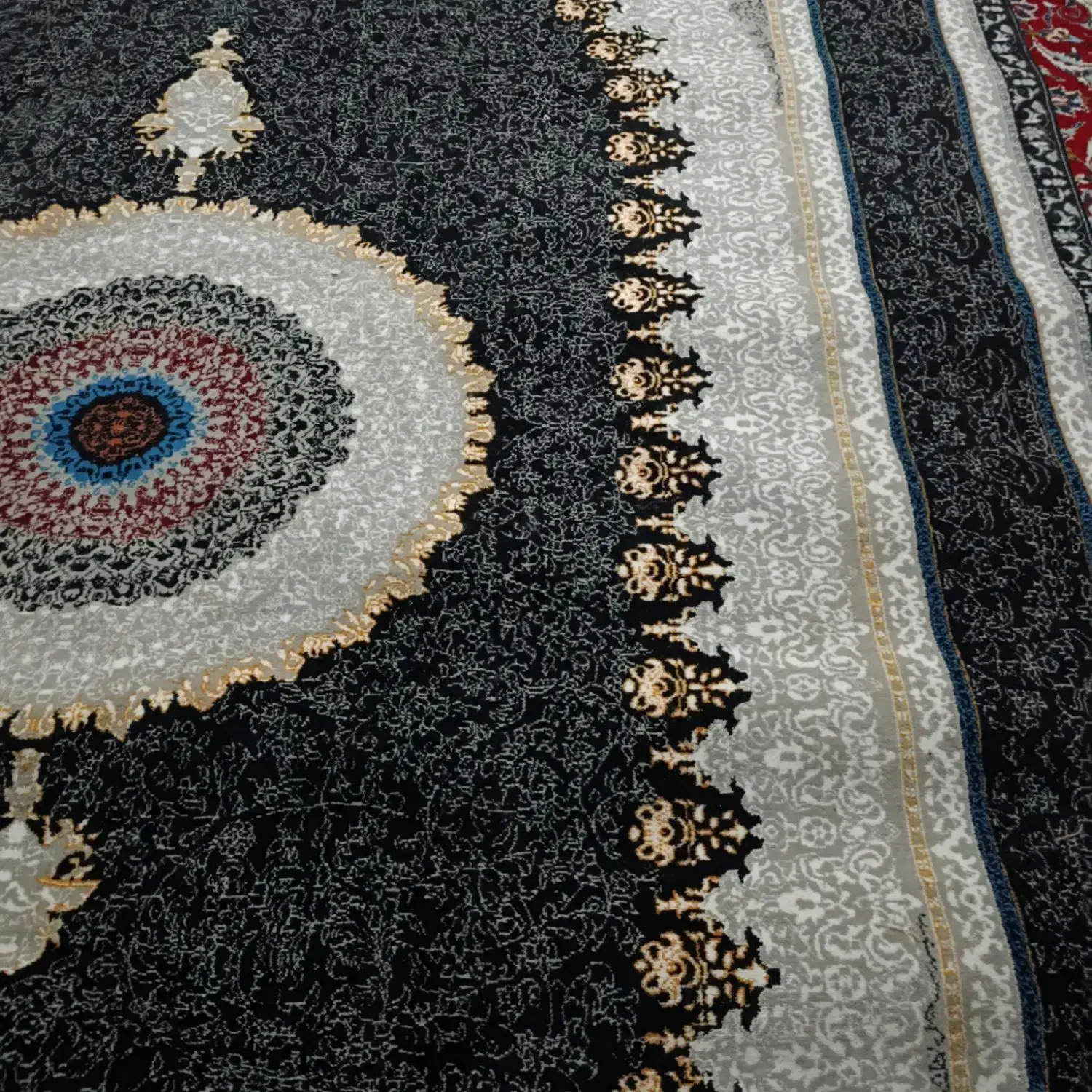 قالی|فرش|اهواز, گلستان|دیوار