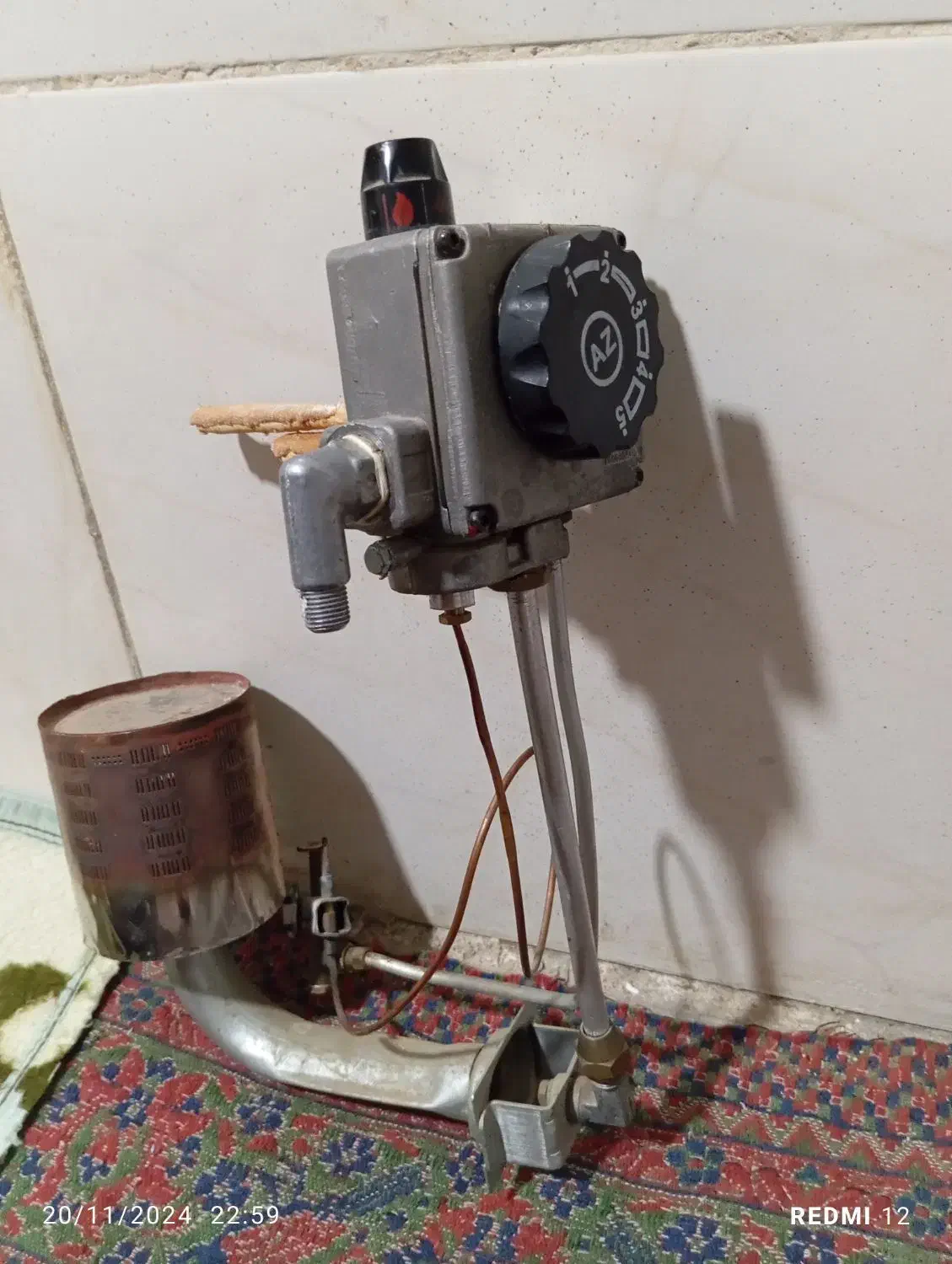 فرش کاربراتورآبگرمکن ماشین حساب گوشی نوکیاآیفون|فرش|شیراز, پودنک|دیوار