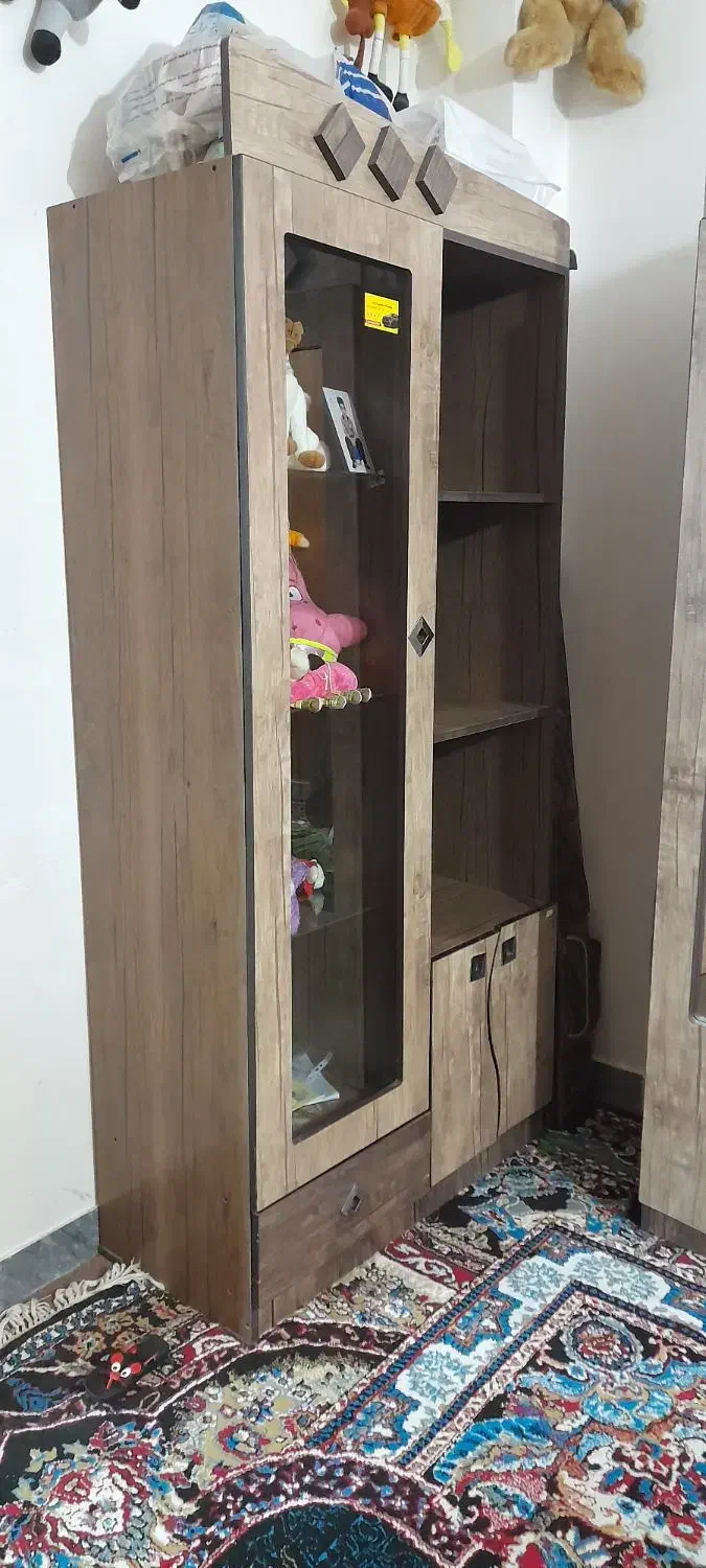 کمد|جاکفشی، کمد، دراور|مسجد سلیمان, |دیوار