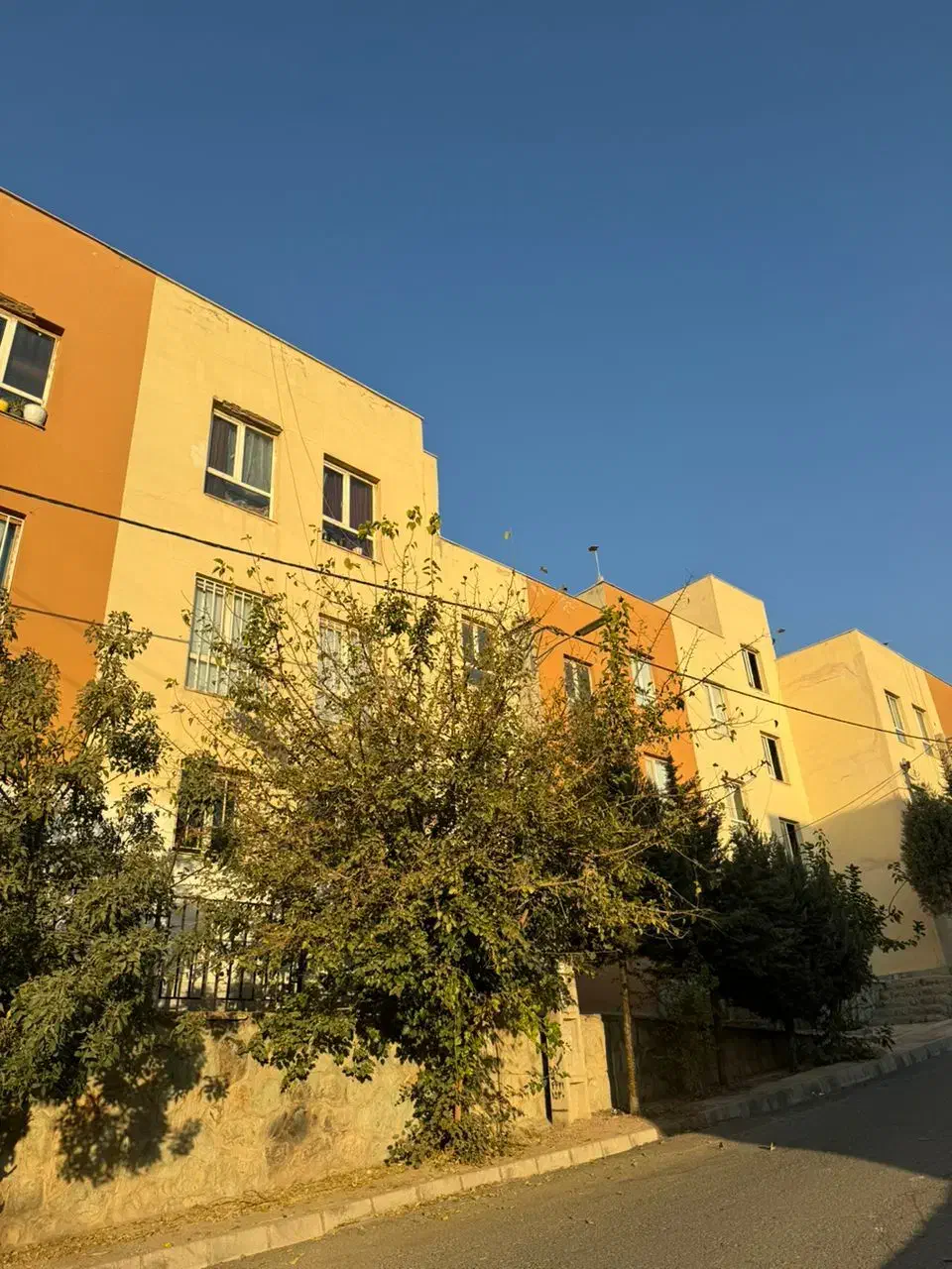 80 متر /دو خوابه/نورگیر /خوش نقشه|فروش آپارتمان|هشتگرد, شهرک پامچال|دیوار