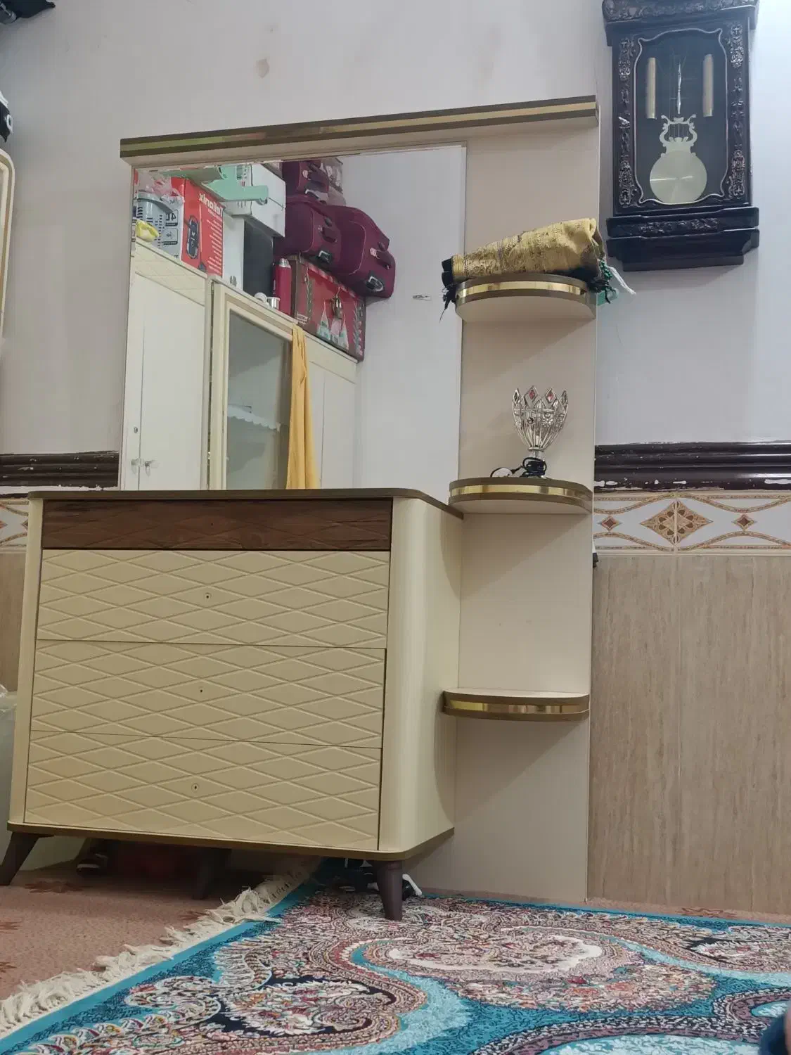 میزارایش ب همراه صندلی|تخت و سرویس خواب|چابهار, |دیوار