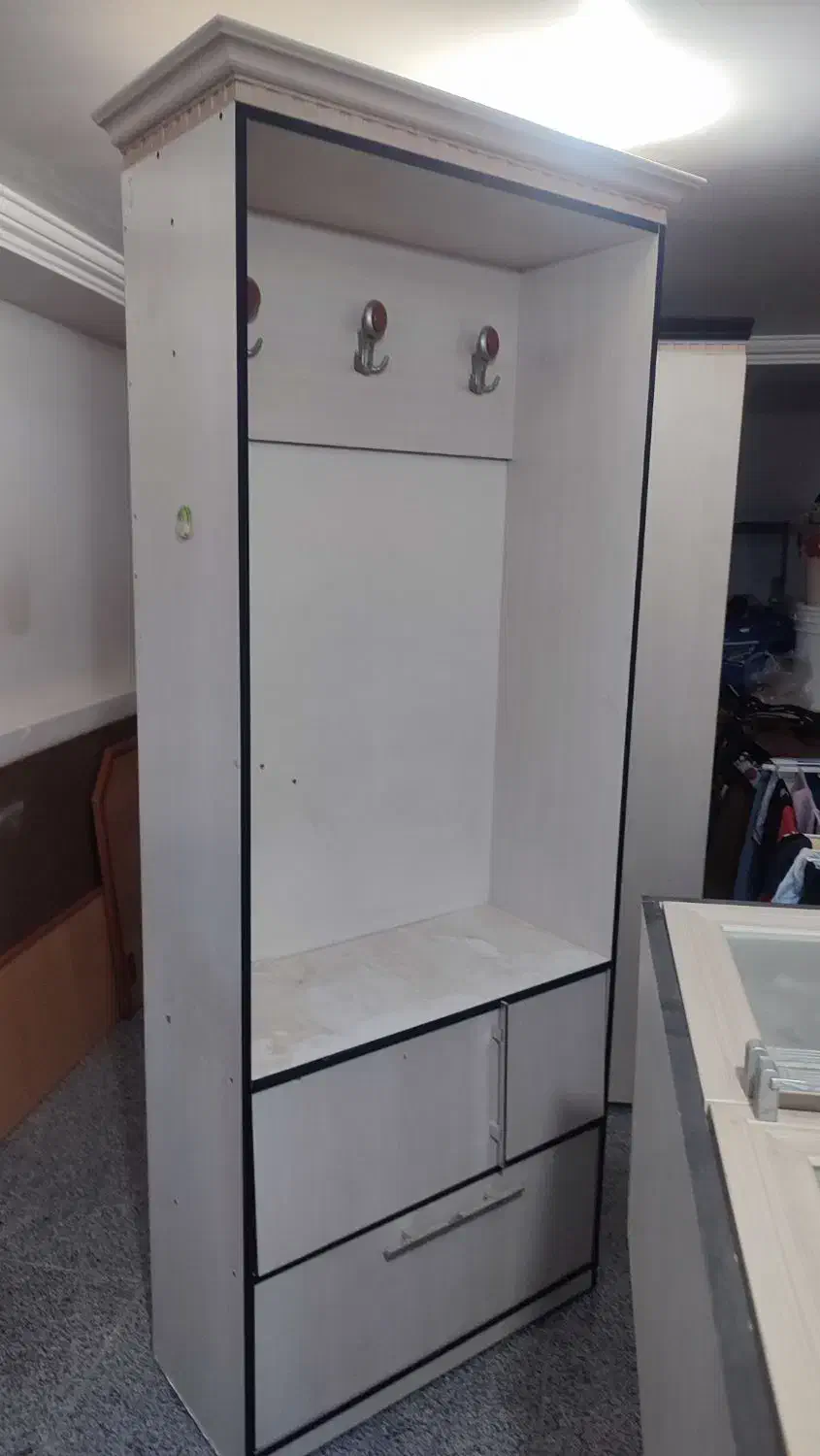 کمد و جاکفشی|جاکفشی، کمد، دراور|ملکان, |دیوار