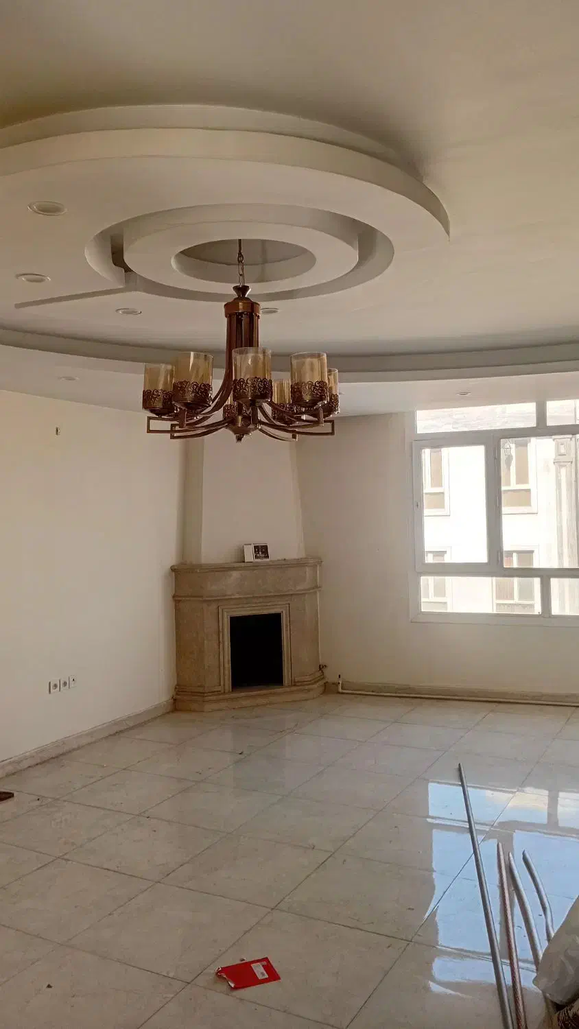 جمالزاده شمالی‌‌/‌‌‌۱۱۵متر۲خوابه/طبقه آخر