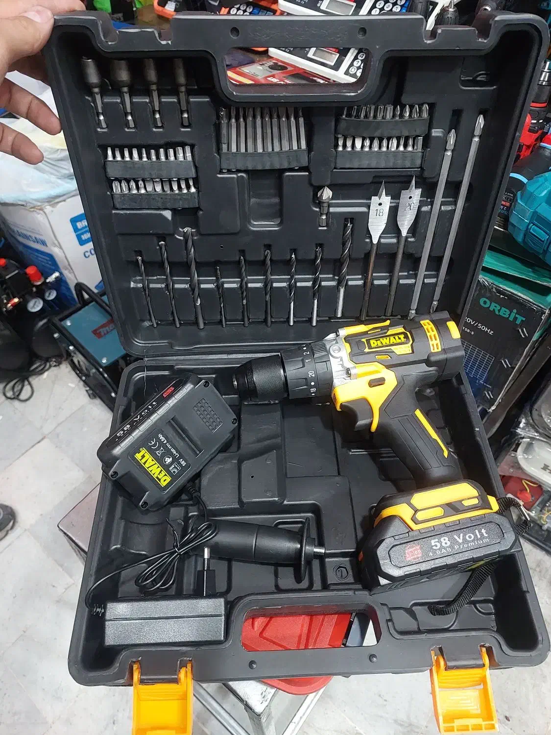 دریل شارژی دیوالت ۵۸ ولت صنعتی و پر قدرت|ابزارآلات|شیراز, بازار|دیوار