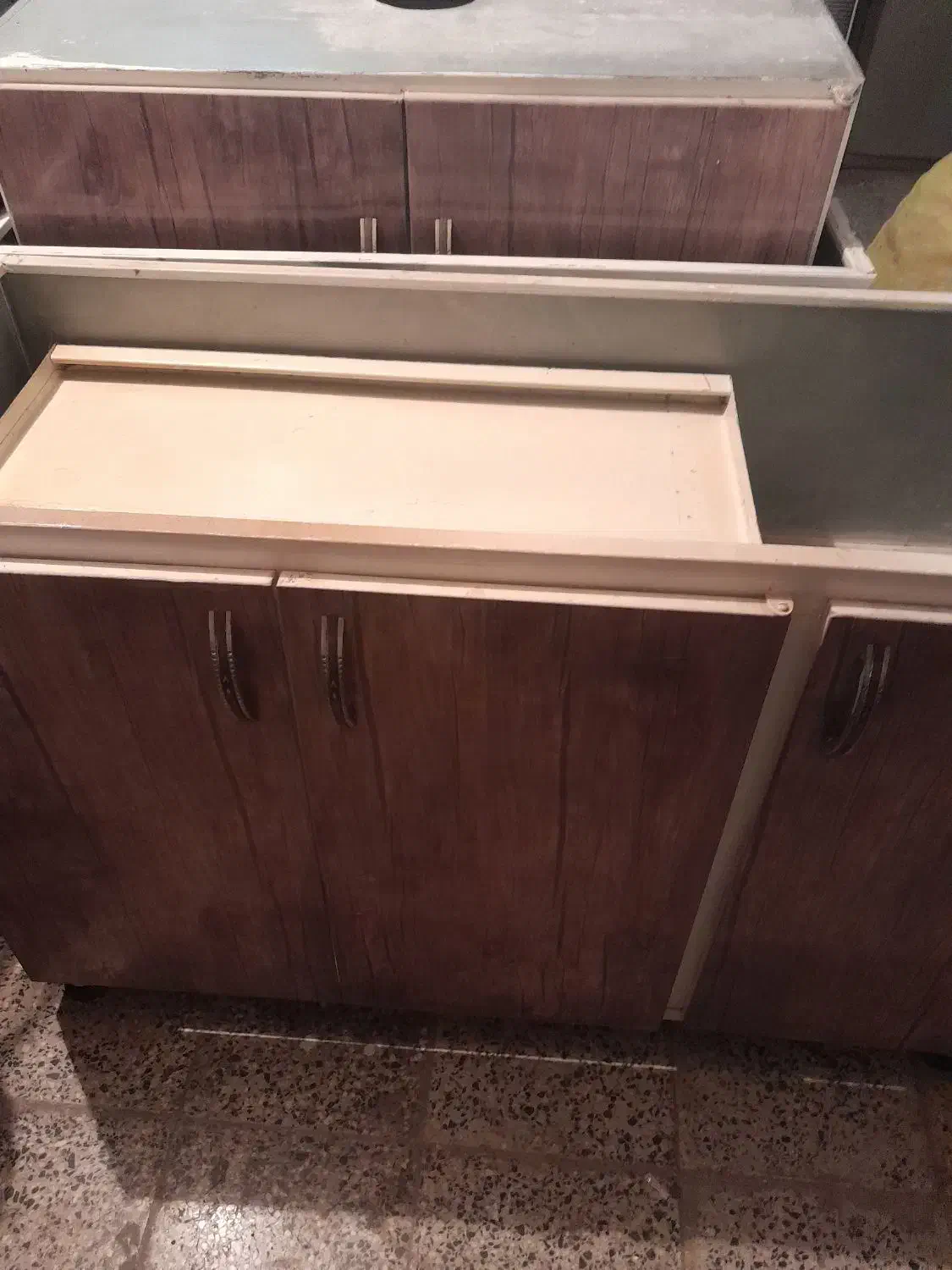 تعدادی کابینت در حدنو‌|مصالح و تجهیزات ساختمان|نجف‌آباد, صالح آباد|دیوار