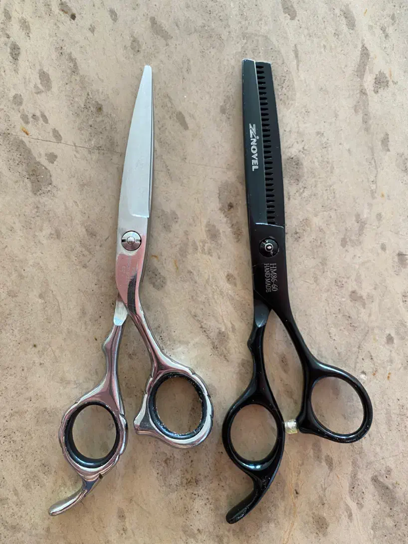 دو قیچی نو|آرایشگاه و سالن‌های زیبایی|دورود, |دیوار