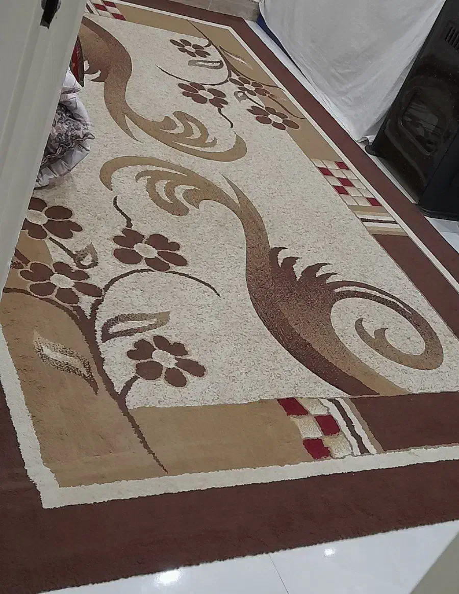 فرش ۶متری کاملاسالم ودرحدنو زیاداستفاده نشده‌‌|فرش|بومهن, |دیوار
