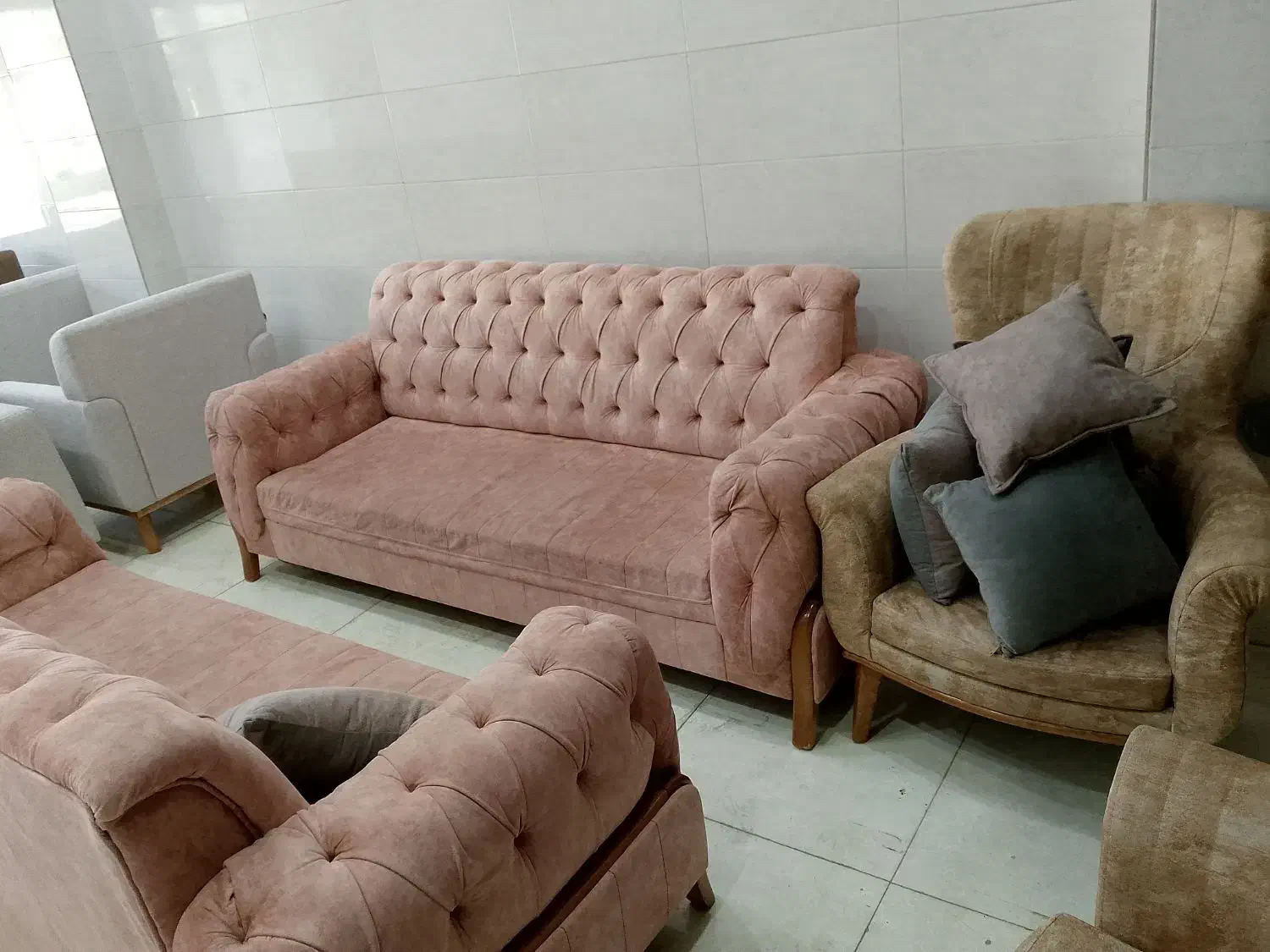 مبل ۸ نفره در حد نو|مبلمان خانگی و میز عسلی|بانه, |دیوار