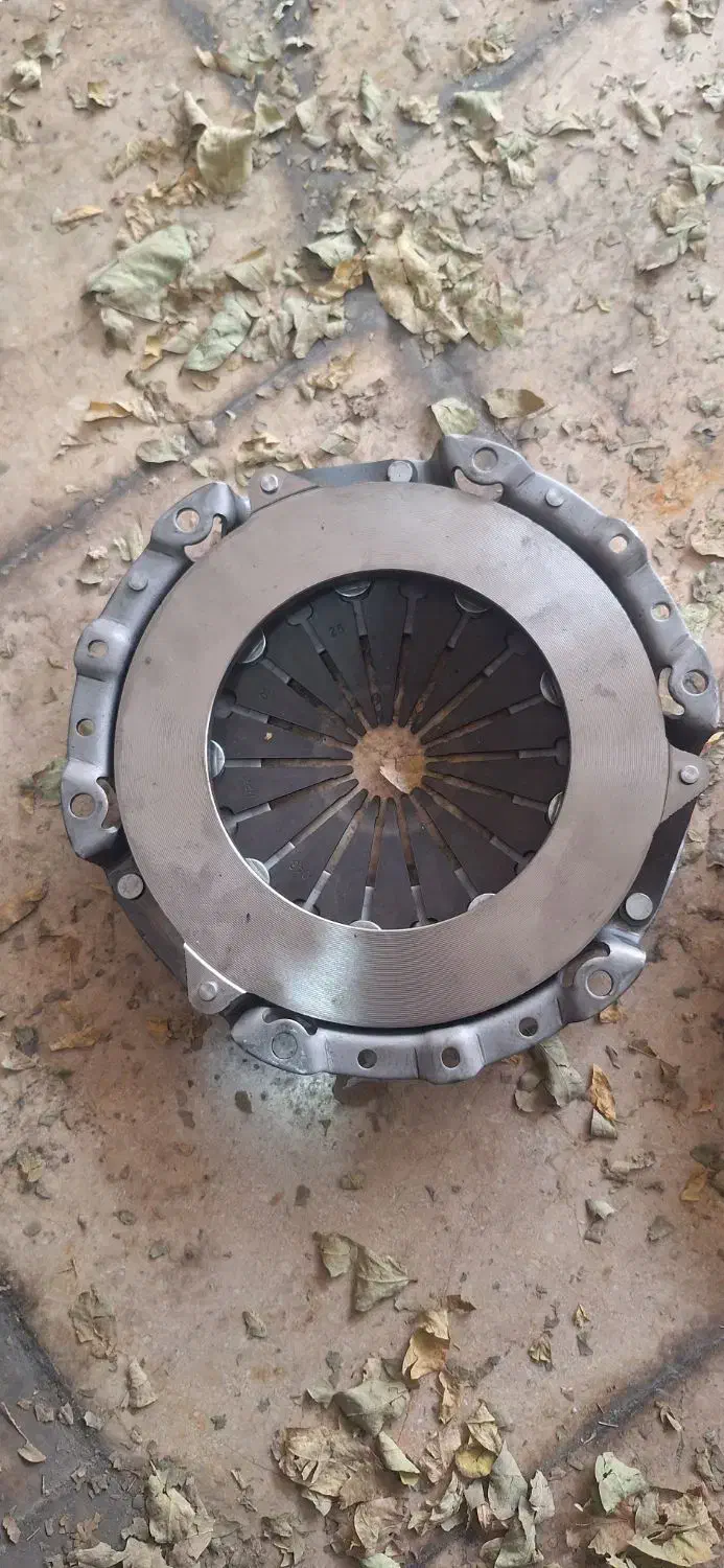 دیسک و صفحه ی ۲۰۶ تیپ ۵ و یک دیسک نو tu5|قطعات یدکی و لوازم جانبی|تهران, جوادیه|دیوار