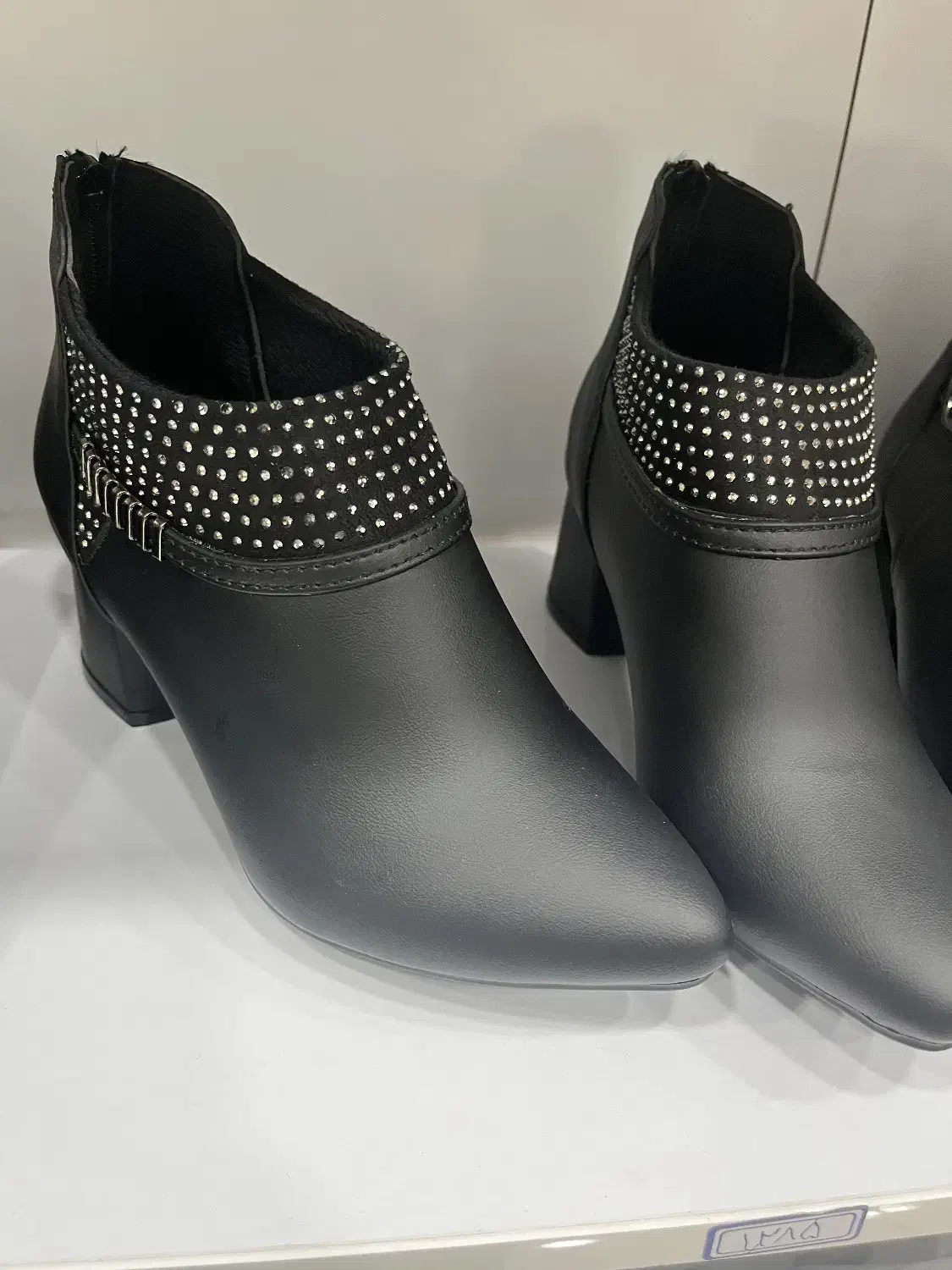 نیم بوت زنانه ۴ مدل مختلف قیمت 1/280/000|کیف، کفش، کمربند|آق قلا, |دیوار