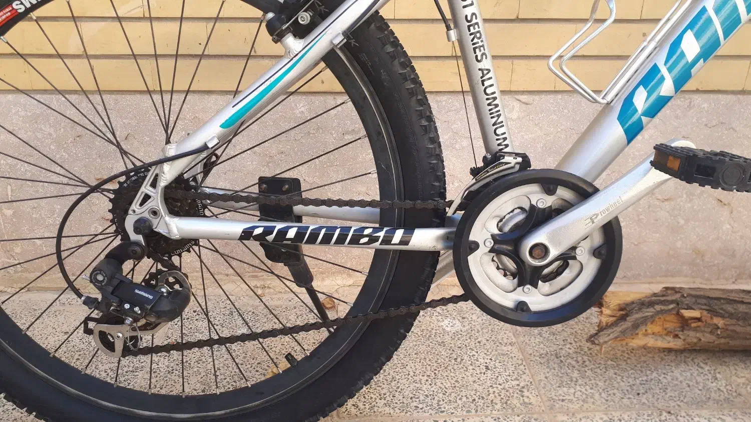 دوچرخه رمبو سایز ۲۶ تنه المینیوم(جاینت ویوا)|دوچرخه، اسکیت، اسکوتر|اصفهان, رسالت|دیوار