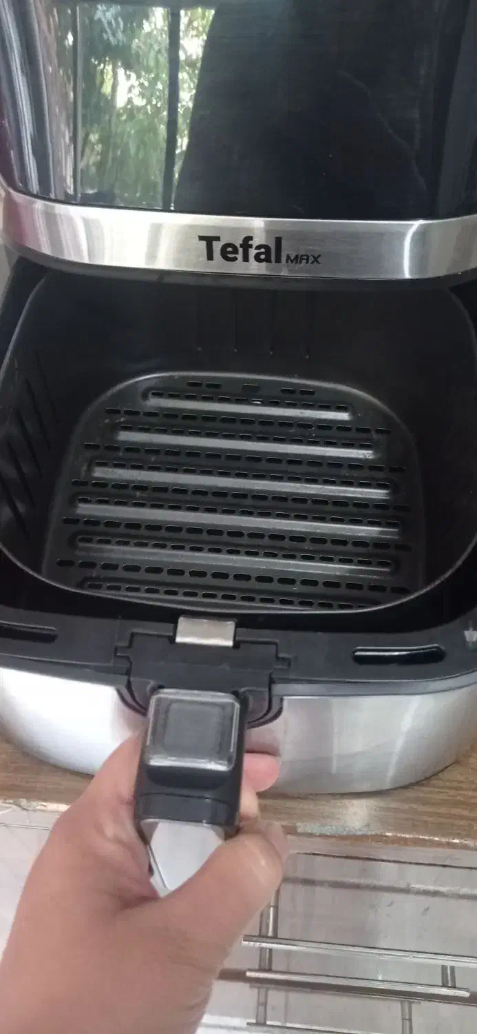 حراج سرخ کن بدون روغن تفال اصل|اجاق گاز و لوازم برقی پختوپز|فولادشهر, C1|دیوار