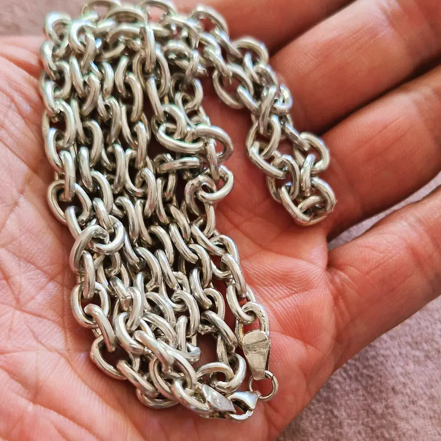 زنجیر نقره گردنبند انگشتر|جواهرات|اصفهان, مسجد مصلی|دیوار