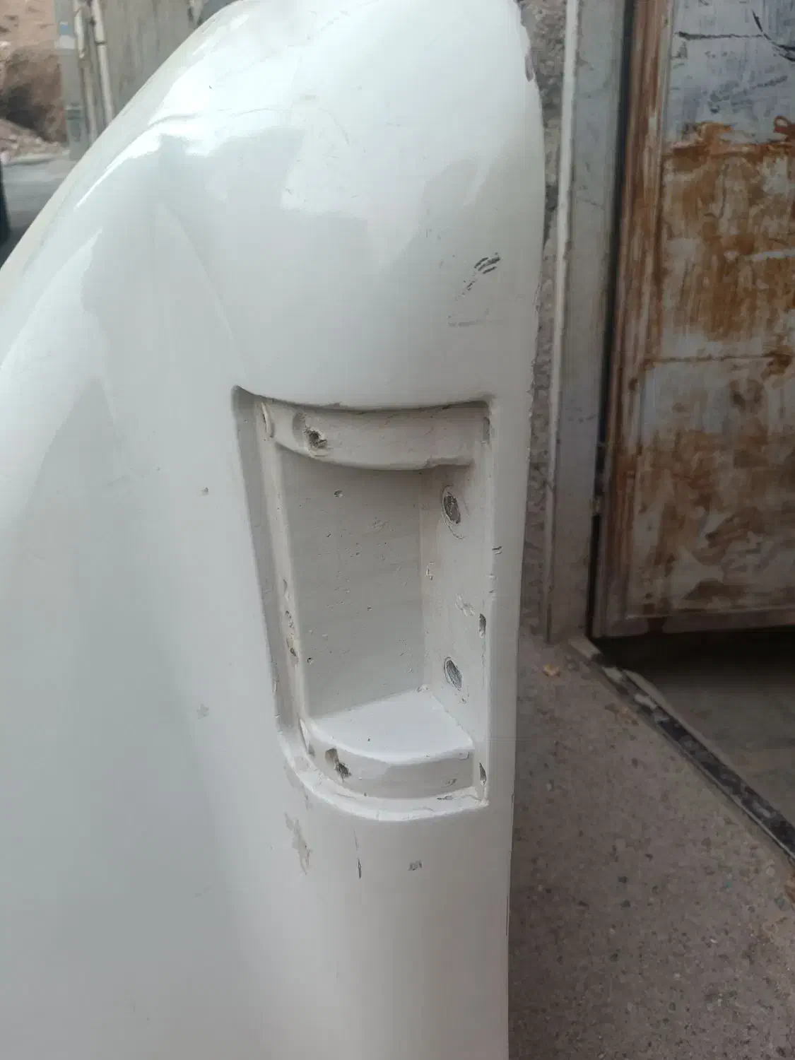 بادگیر ایسوزو|قطعات یدکی و لوازم جانبی|بومهن, |دیوار