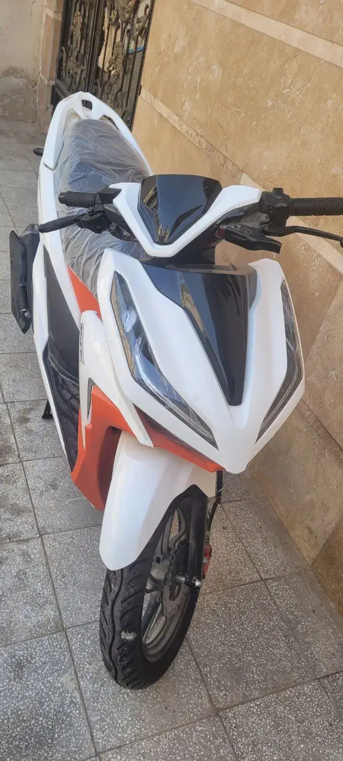 کلیک ۱۵۰|موتورسیکلت|قم, کیوانفر|دیوار