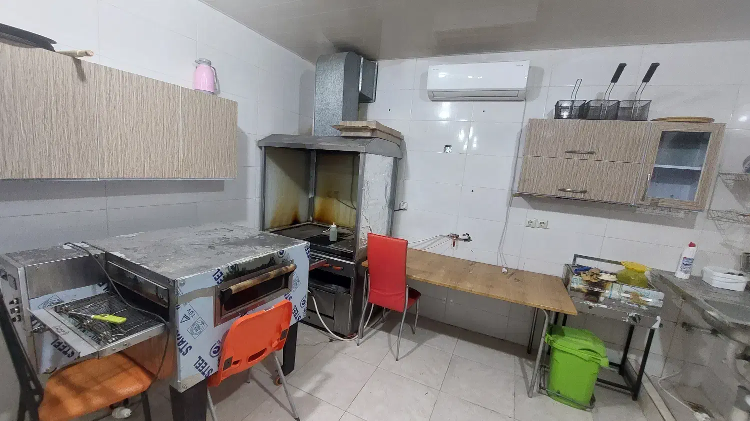 واگذاری دو باب مغازه فست فود رستوران|فروش مغازه و غرفه|بستک, |دیوار